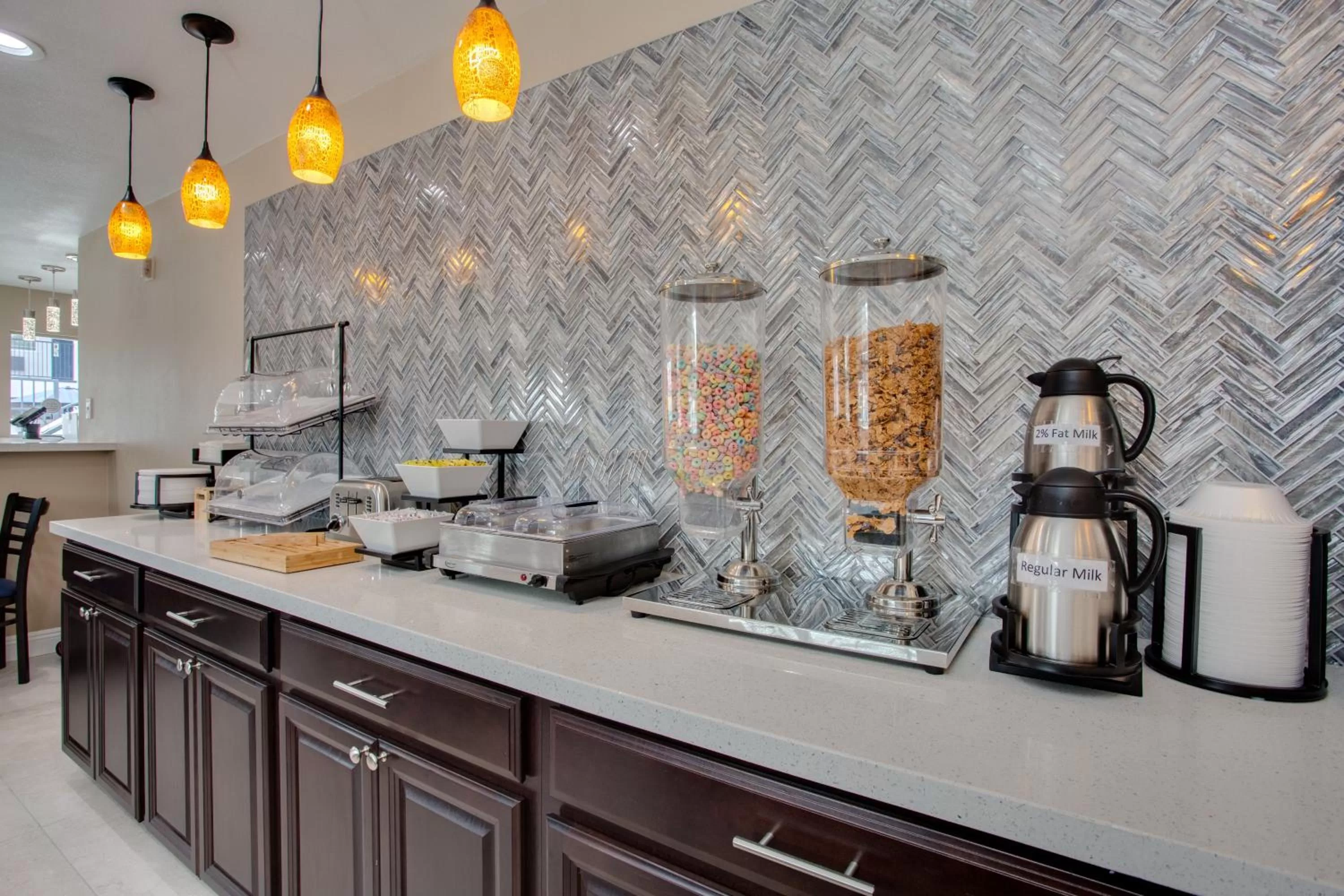 Breakfast in Quality Inn San Diego South - Chula Vista