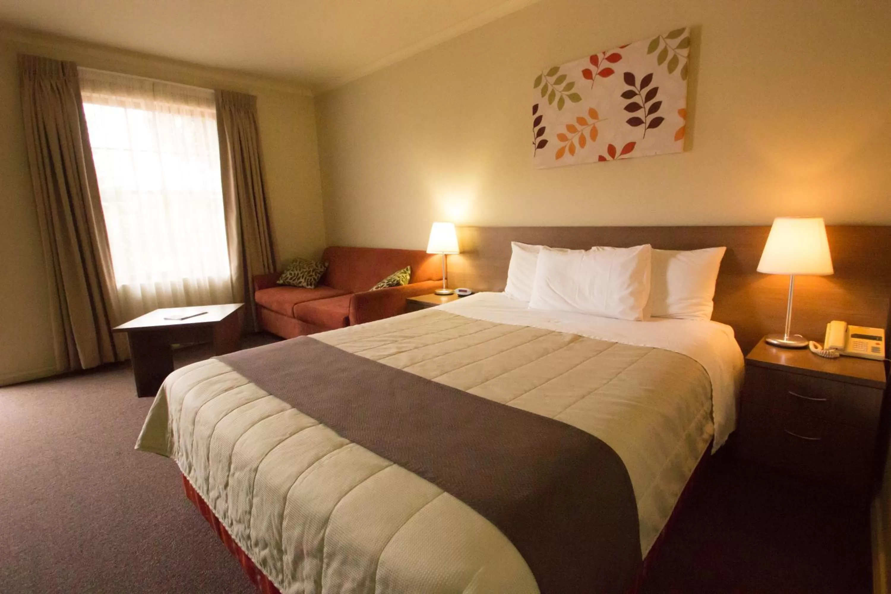 Bedroom, Bed in Old Willyama Motor Inn