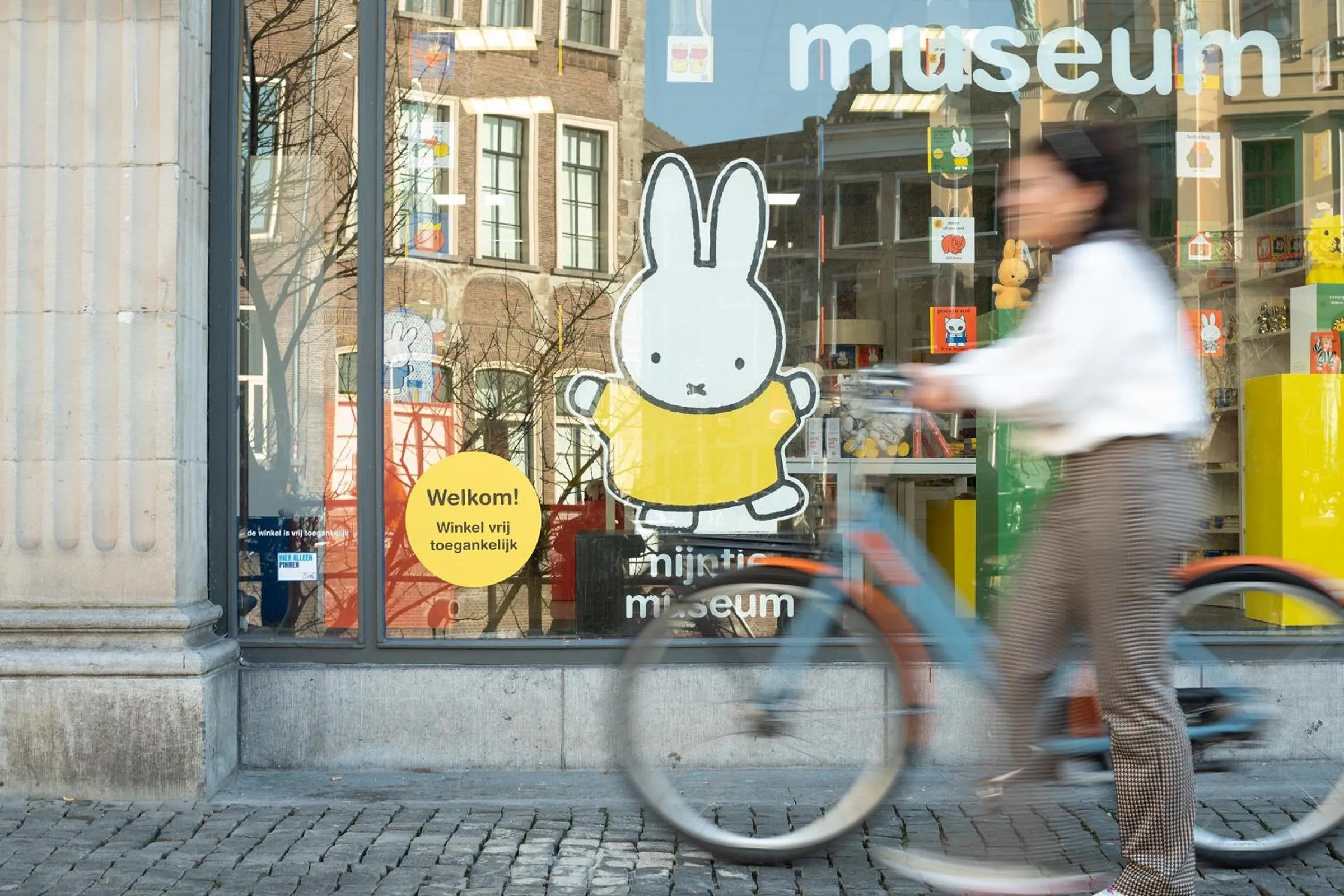 Cycling in Stayokay Hostel Utrecht Centrum