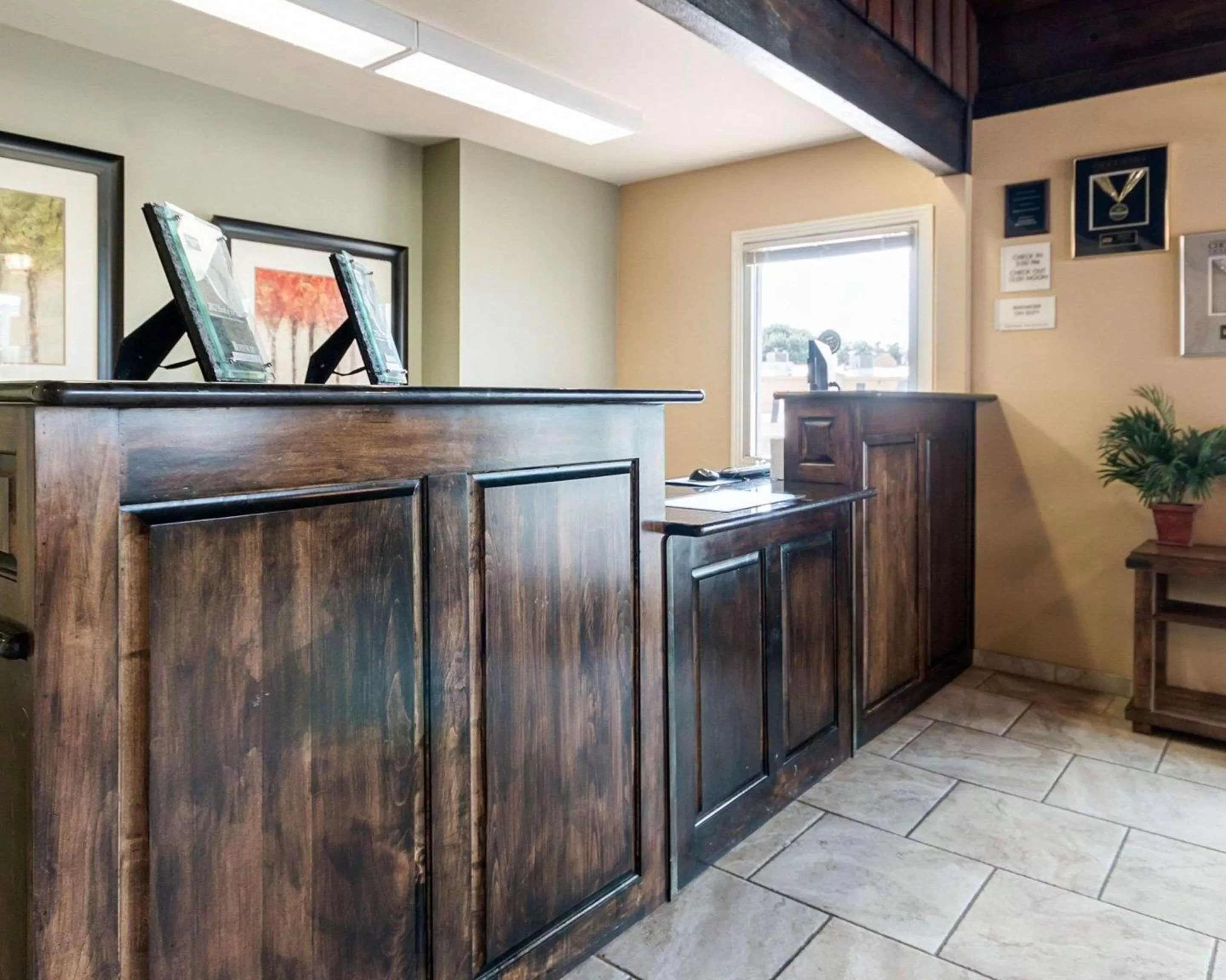 Lobby or reception, Lobby/Reception in Rodeway Inn of Junction