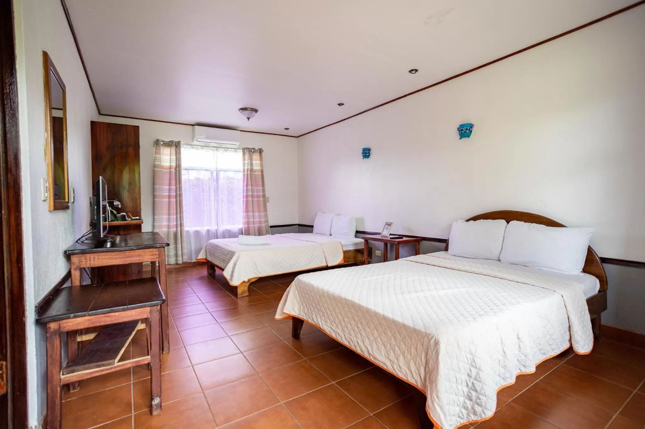 Photo of the whole room, Bed in Hotel El Rancho