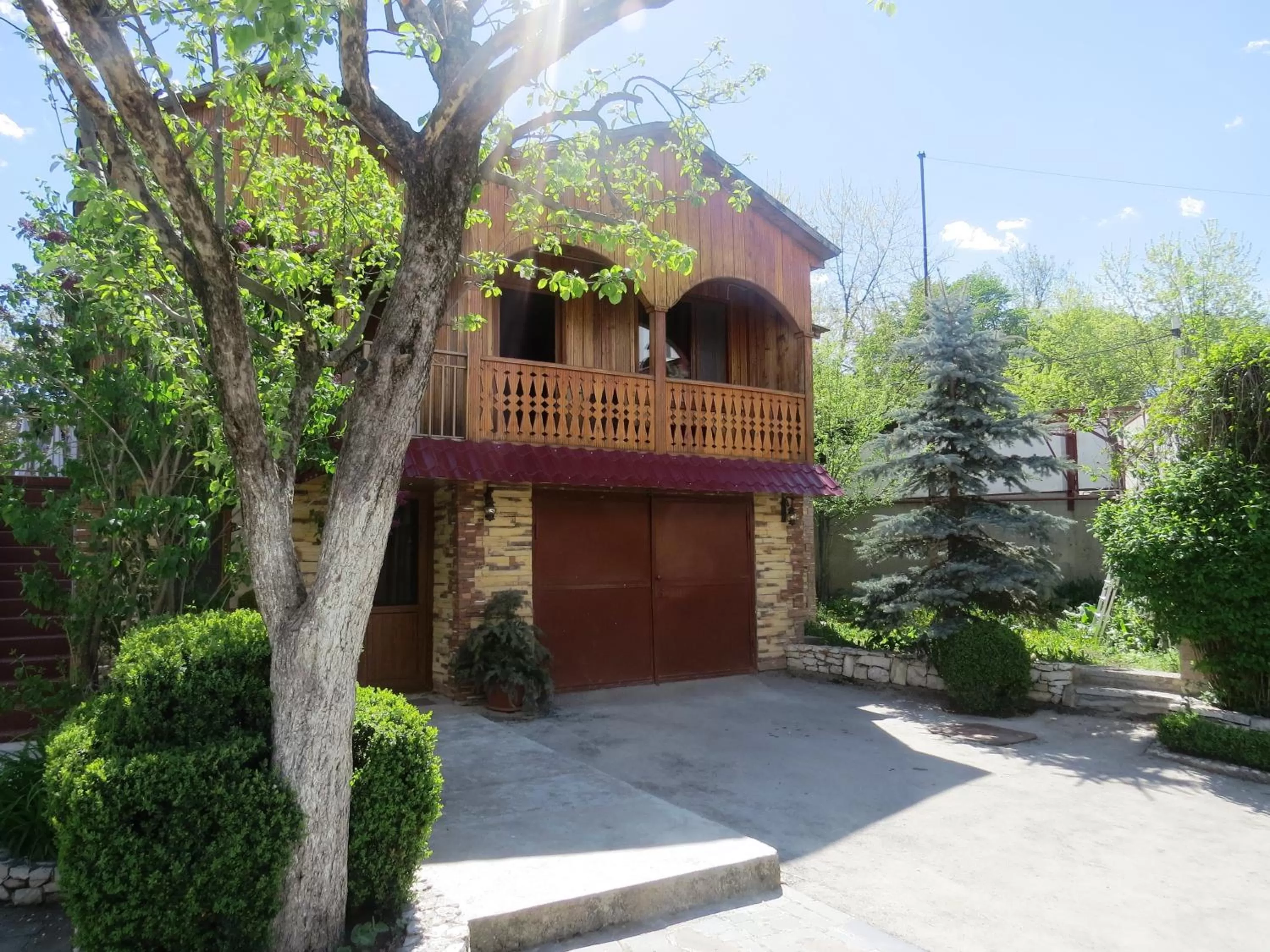 Facade/entrance, Property Building in MagHay B&B Hotel in Vanadzor