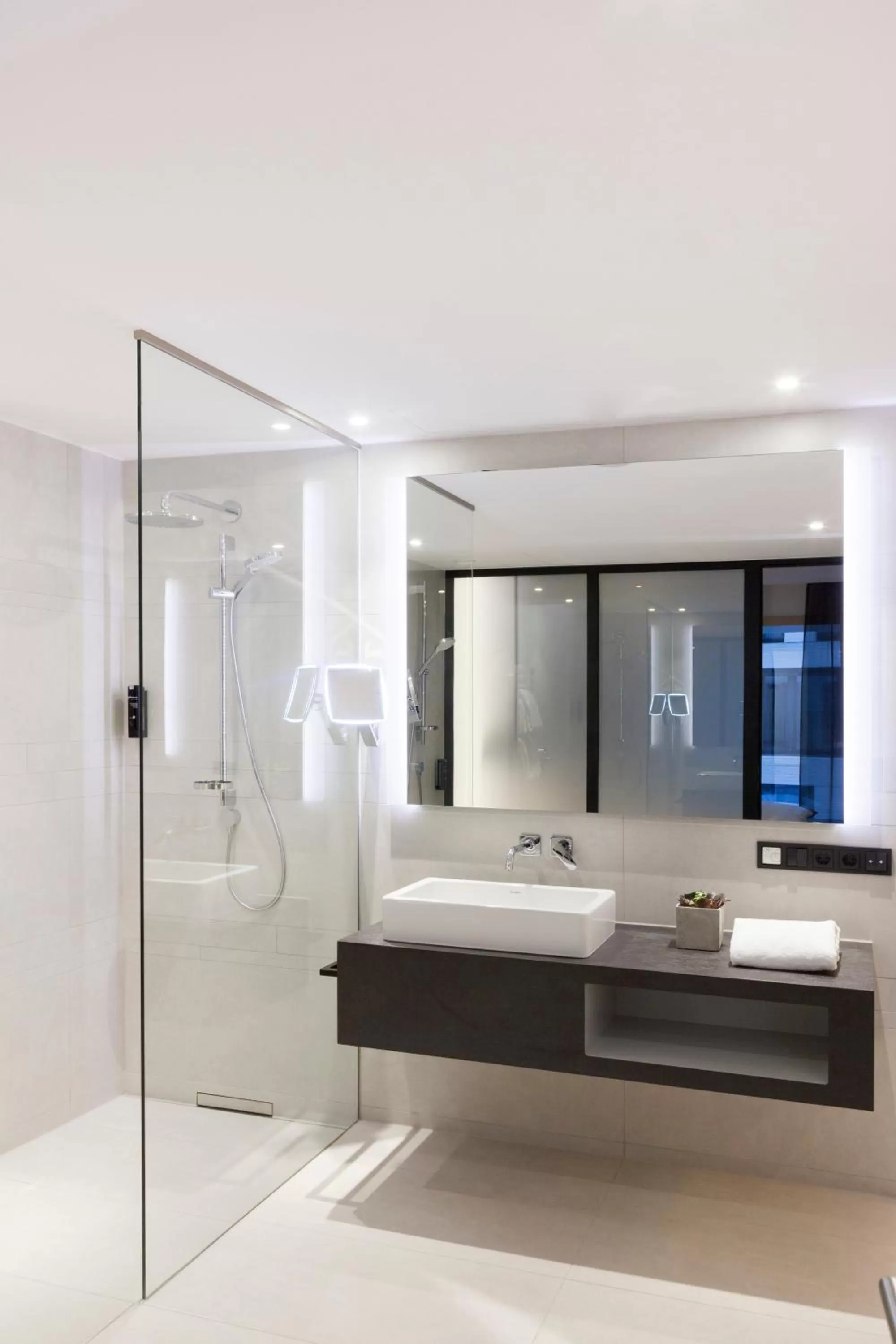 Bathroom in Radisson Blu Hotel, Mannheim