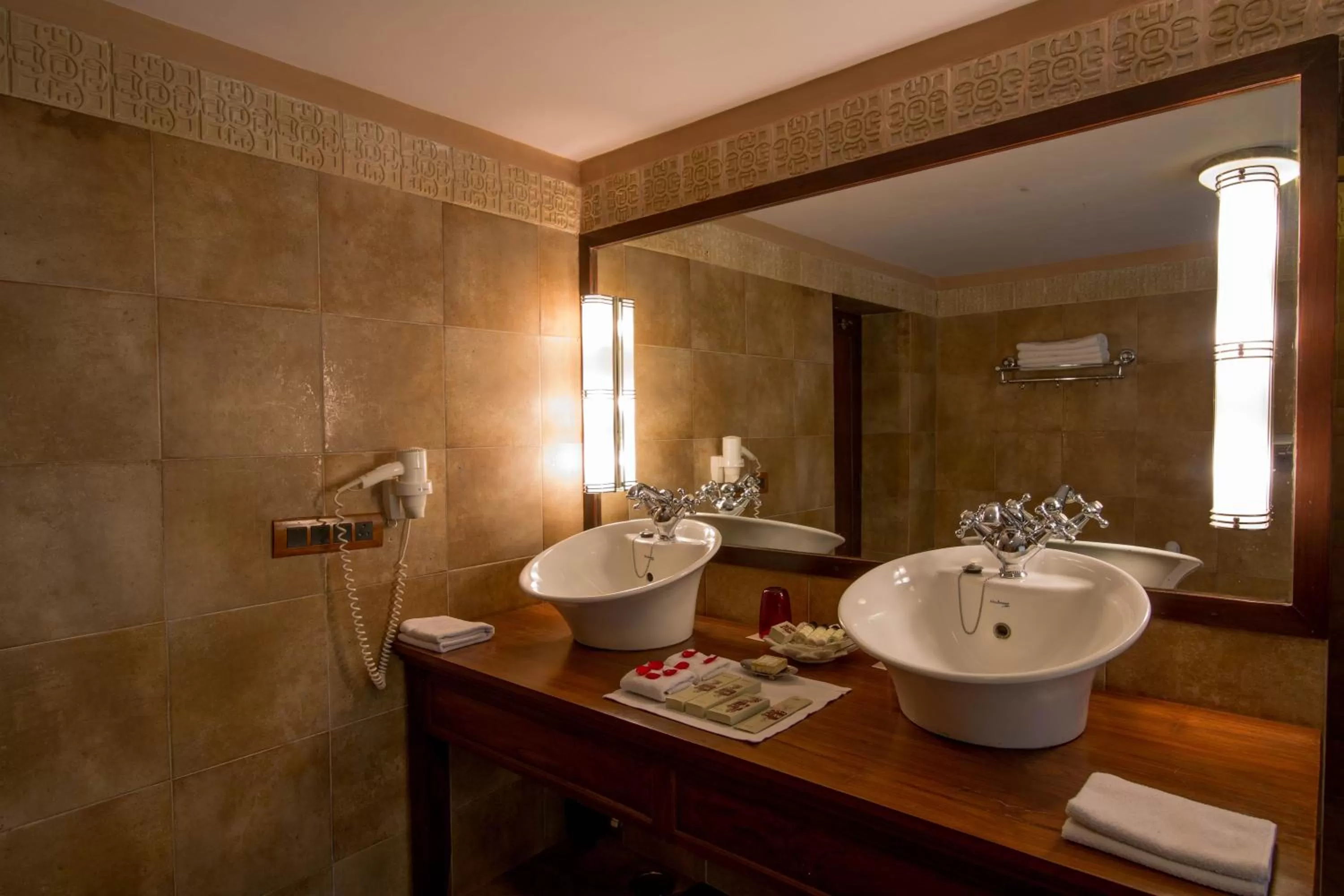 Bathroom in Ajit Bhawan - A Palace Resort