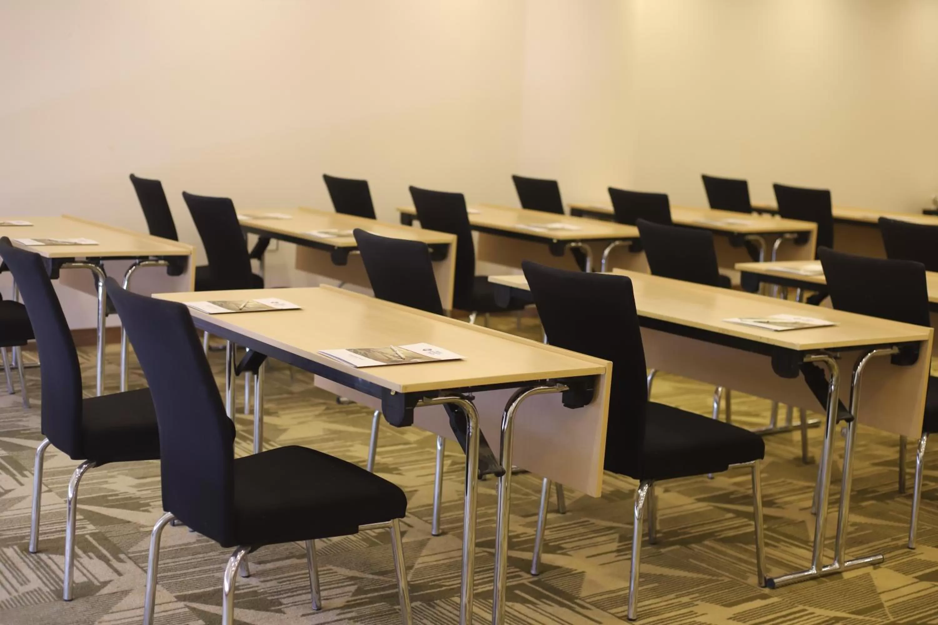 Meeting/conference room in Best Western Plus Buraidah