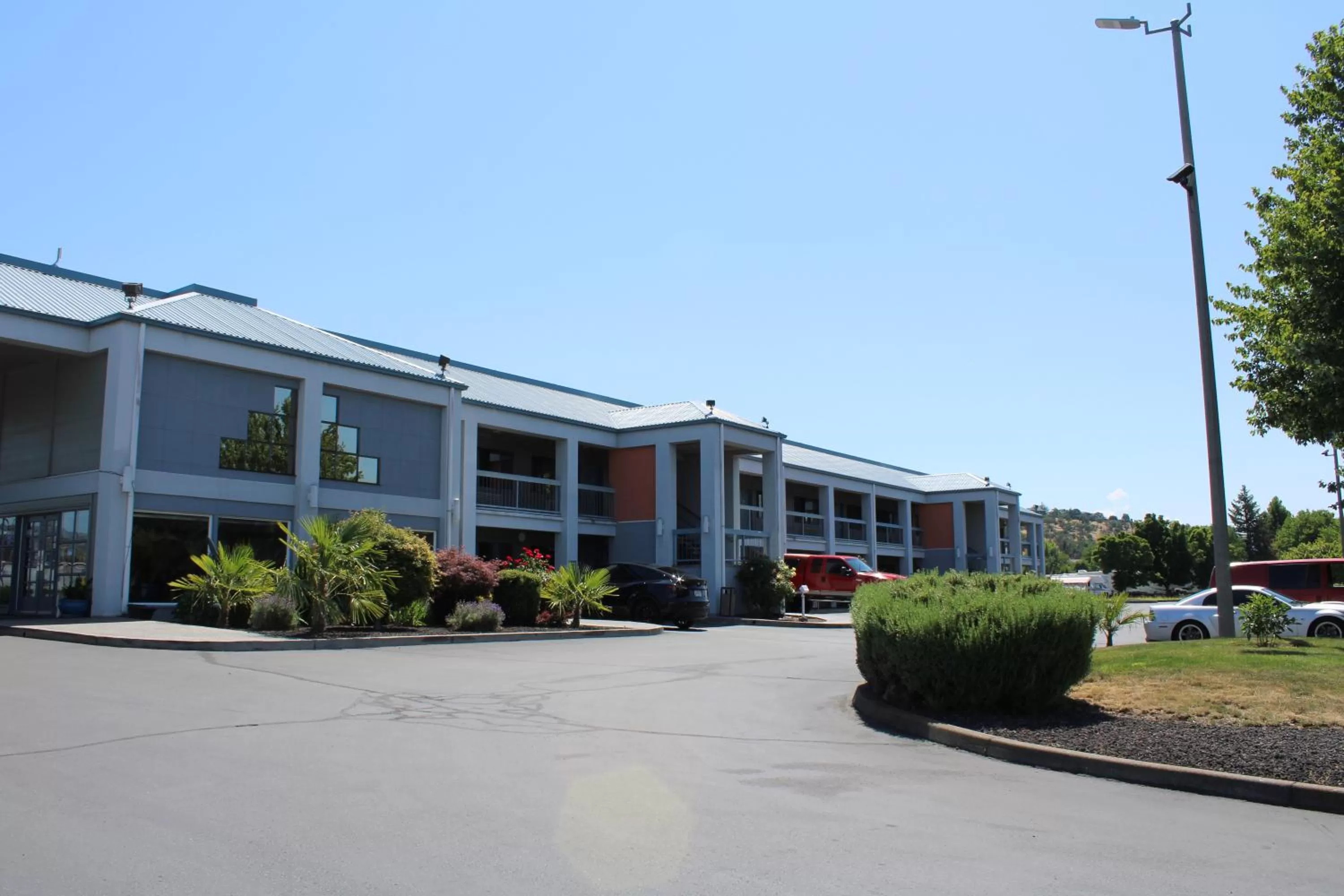 Americas Best Value Inn Phoenix Medford