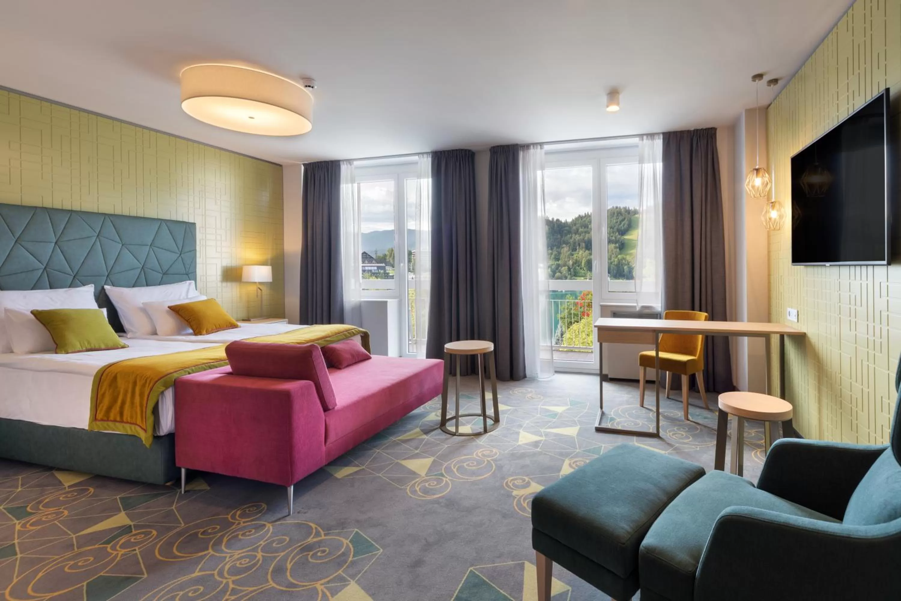 Photo of the whole room, Bed in Bled Rose Hotel