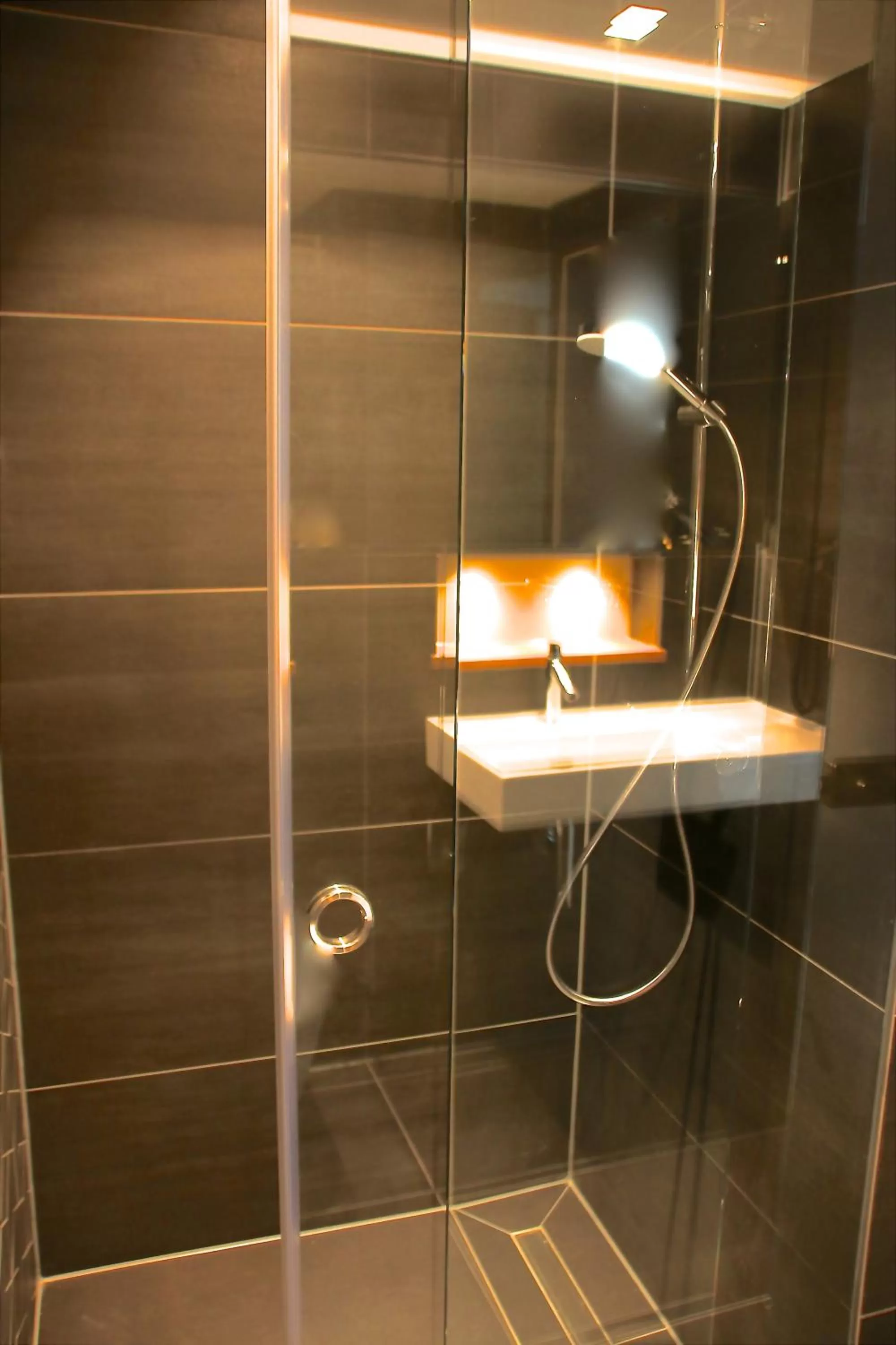 Bathroom in Hotel im LESKANPark