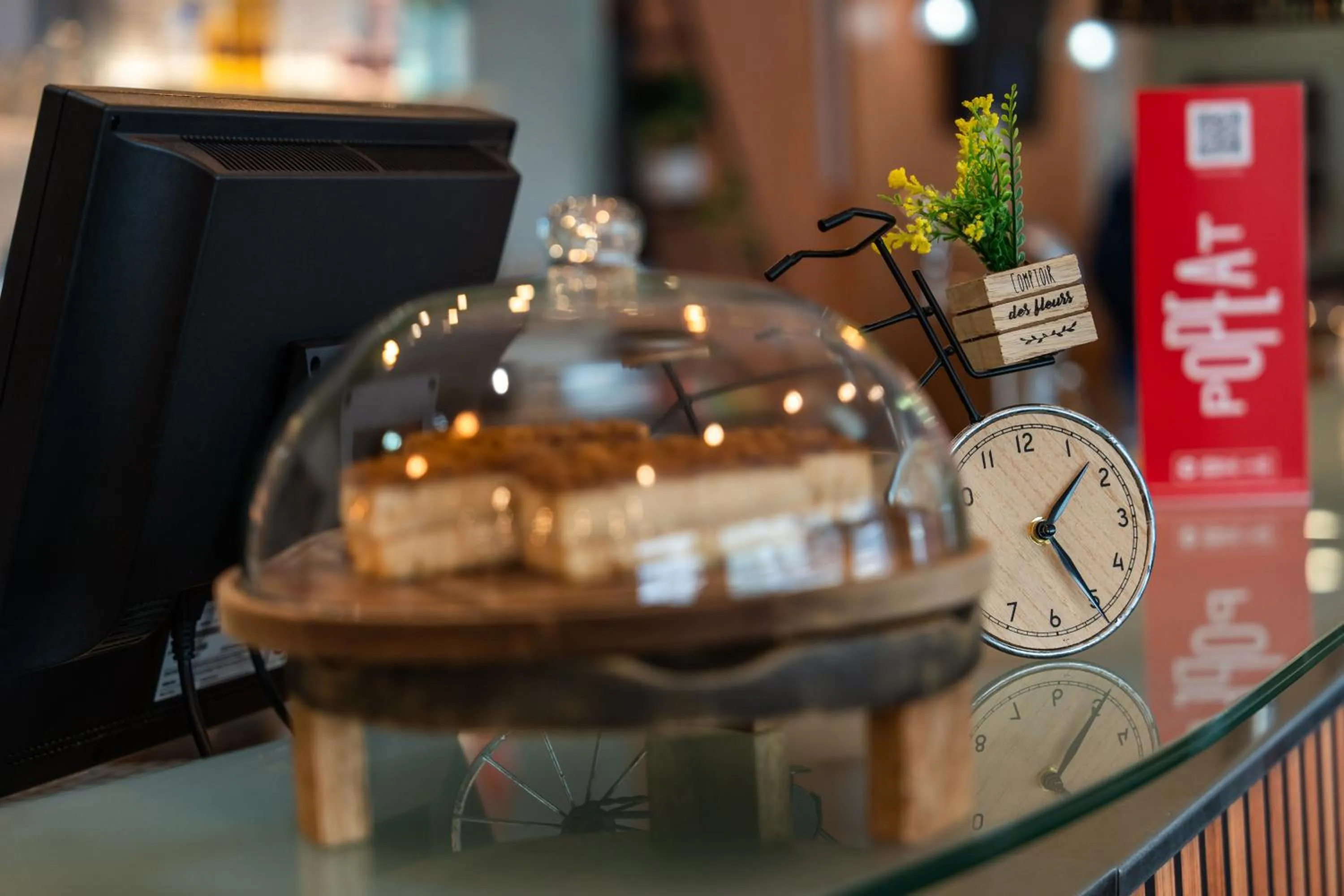 Lounge or bar in Ibis Madrid Alcobendas