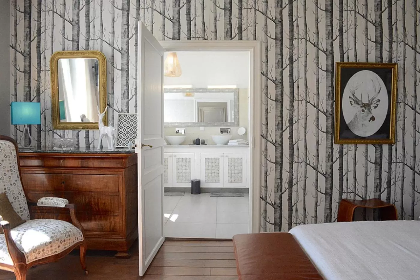 Bathroom, Bed in La Tillaie SPA et Sauna