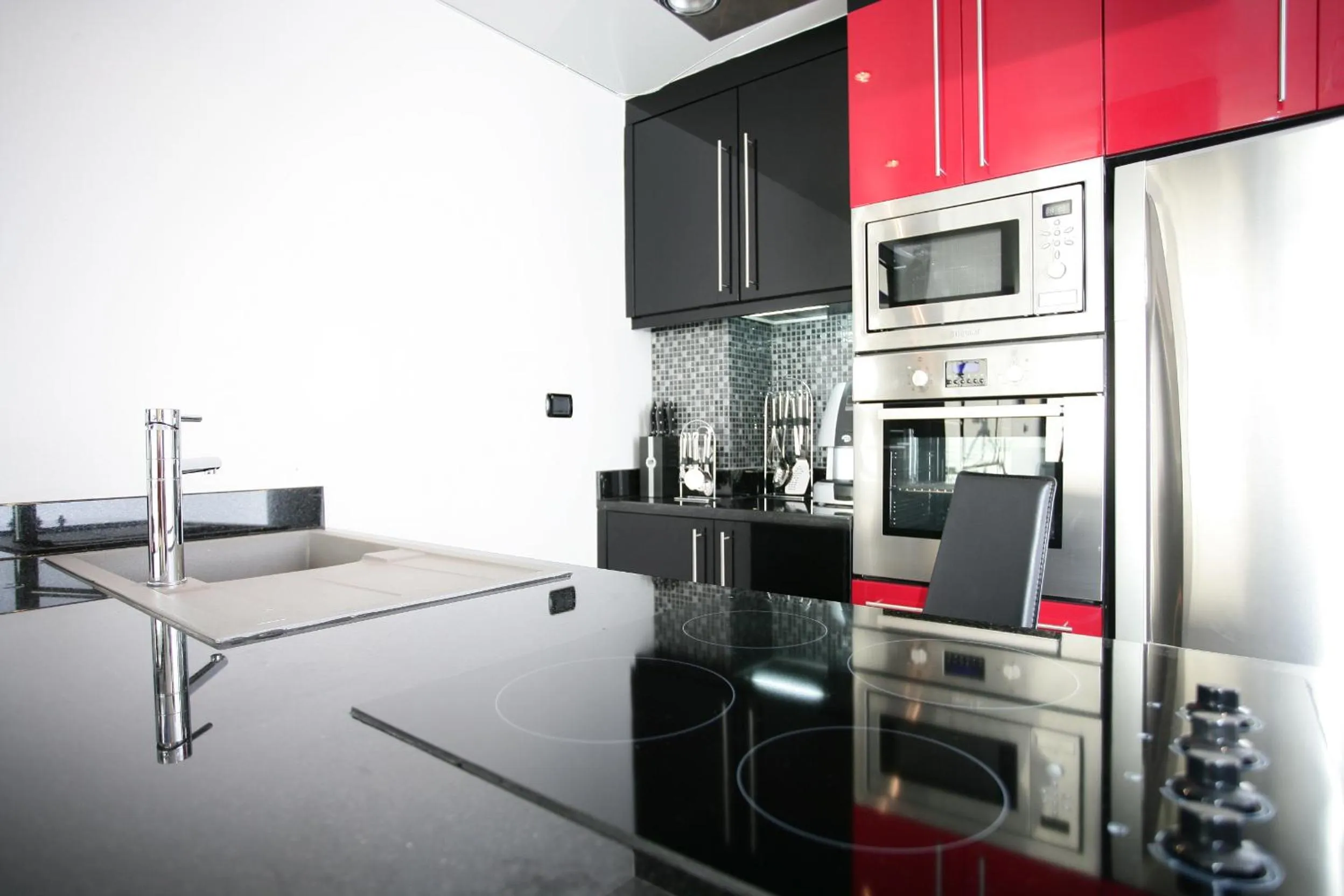 Kitchen or kitchenette in Absolute Bangla Suites