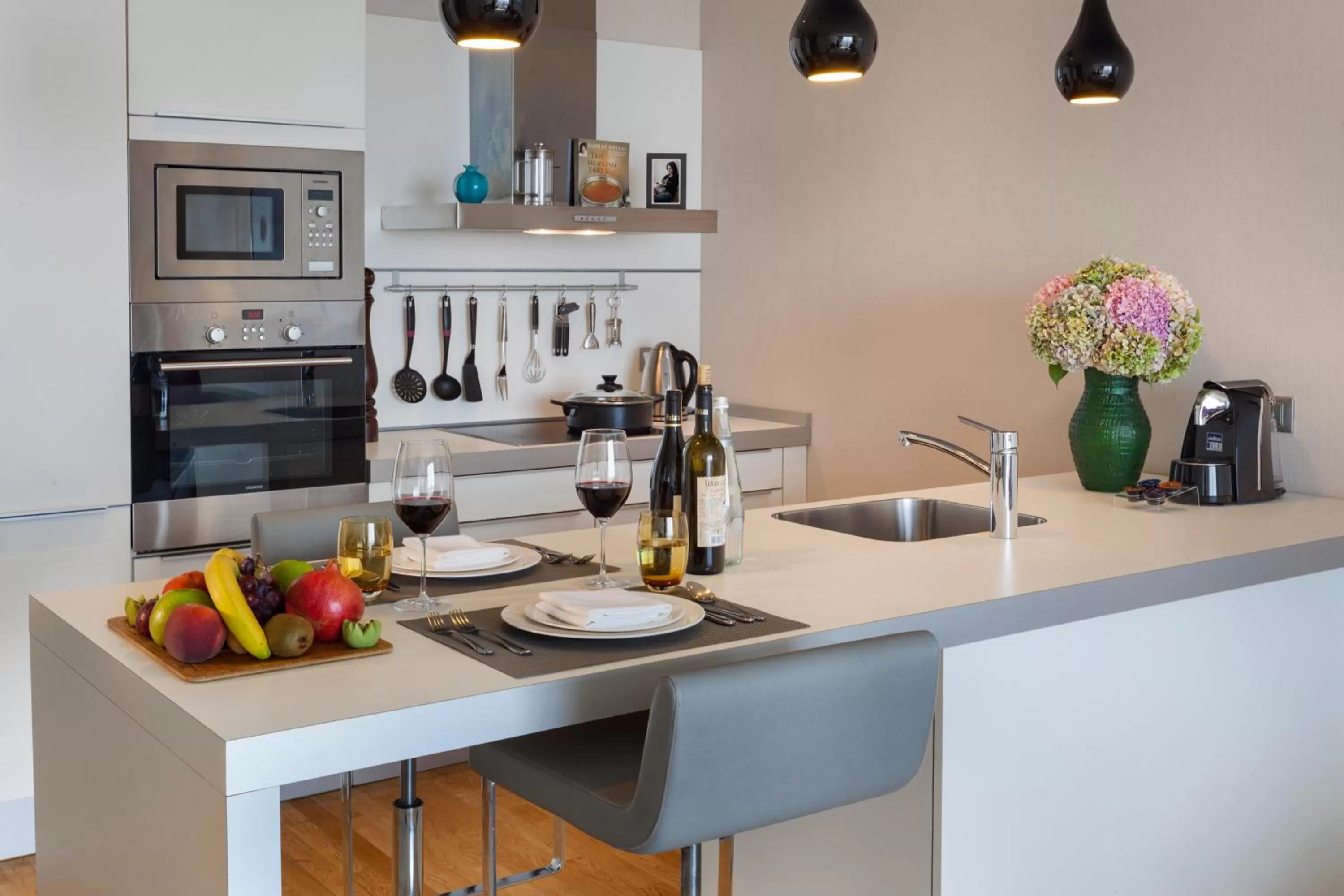 Kitchen or kitchenette in Fraser Place Anthill Istanbul