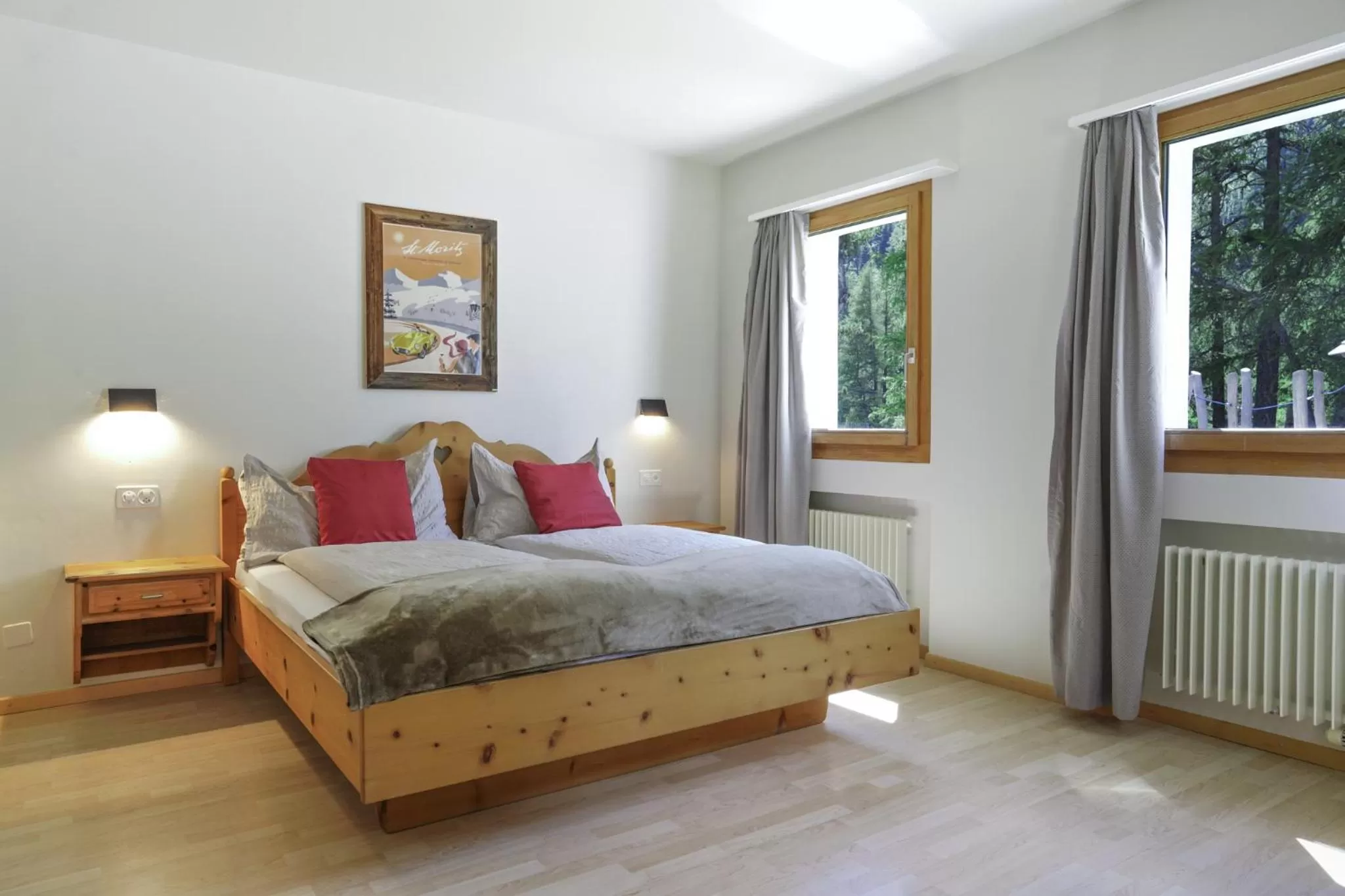 Photo of the whole room, Bed in Hotel Morteratsch