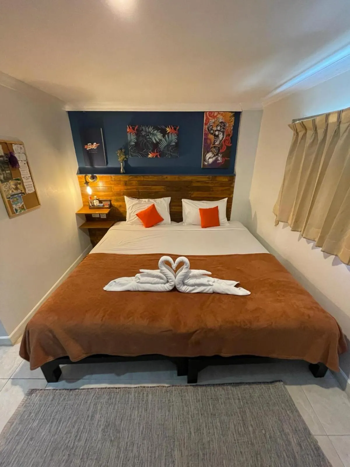 Bed in BH Baan Paradise Hotel Patong