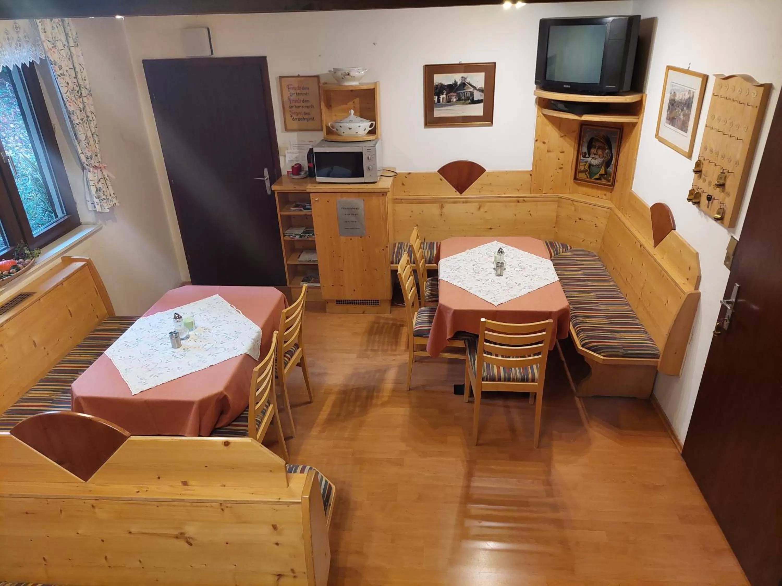 Restaurant/Places to Eat in Pension Welserhof