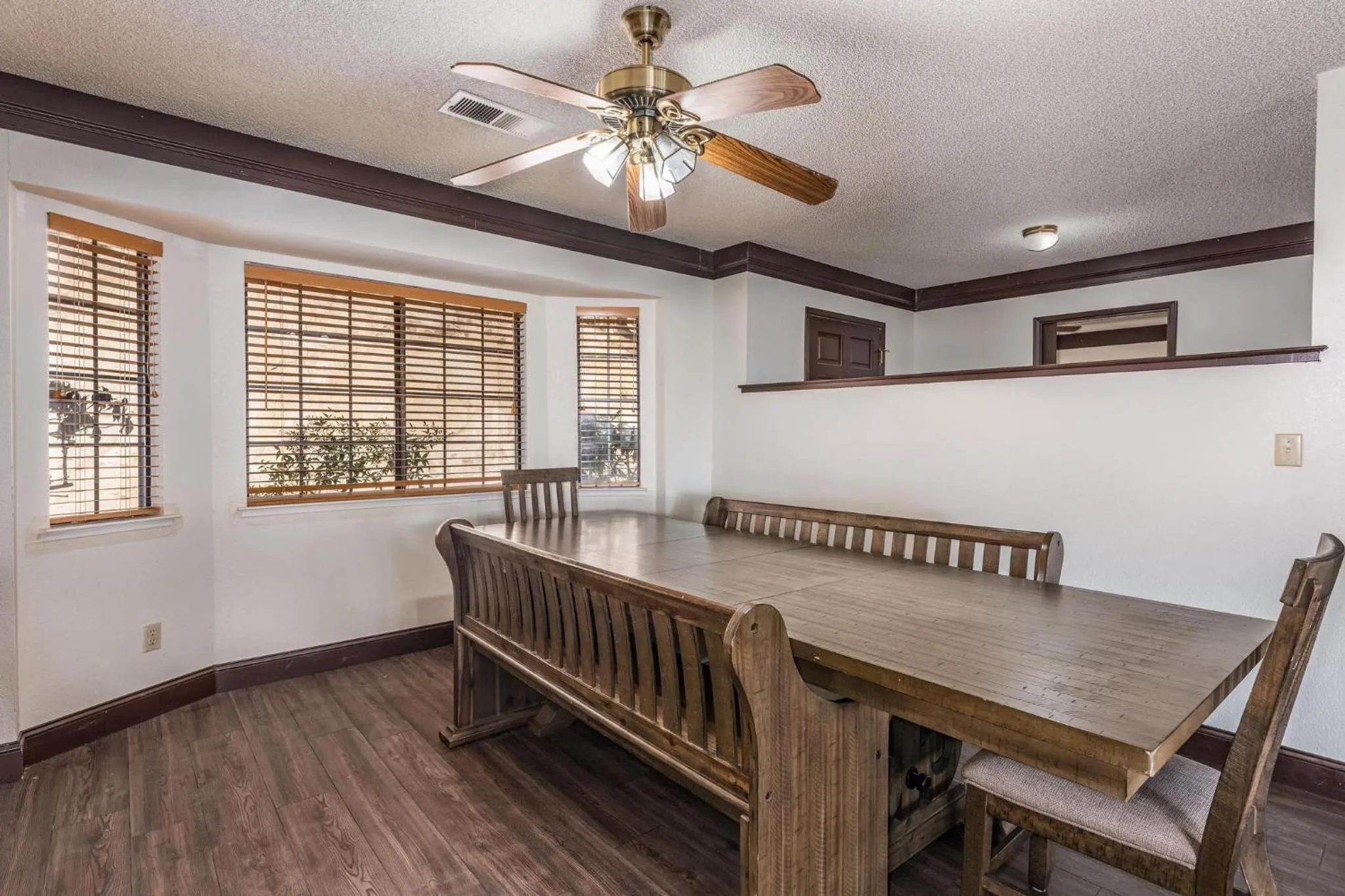 Mountain Trail Lodge and Vacation Rentals