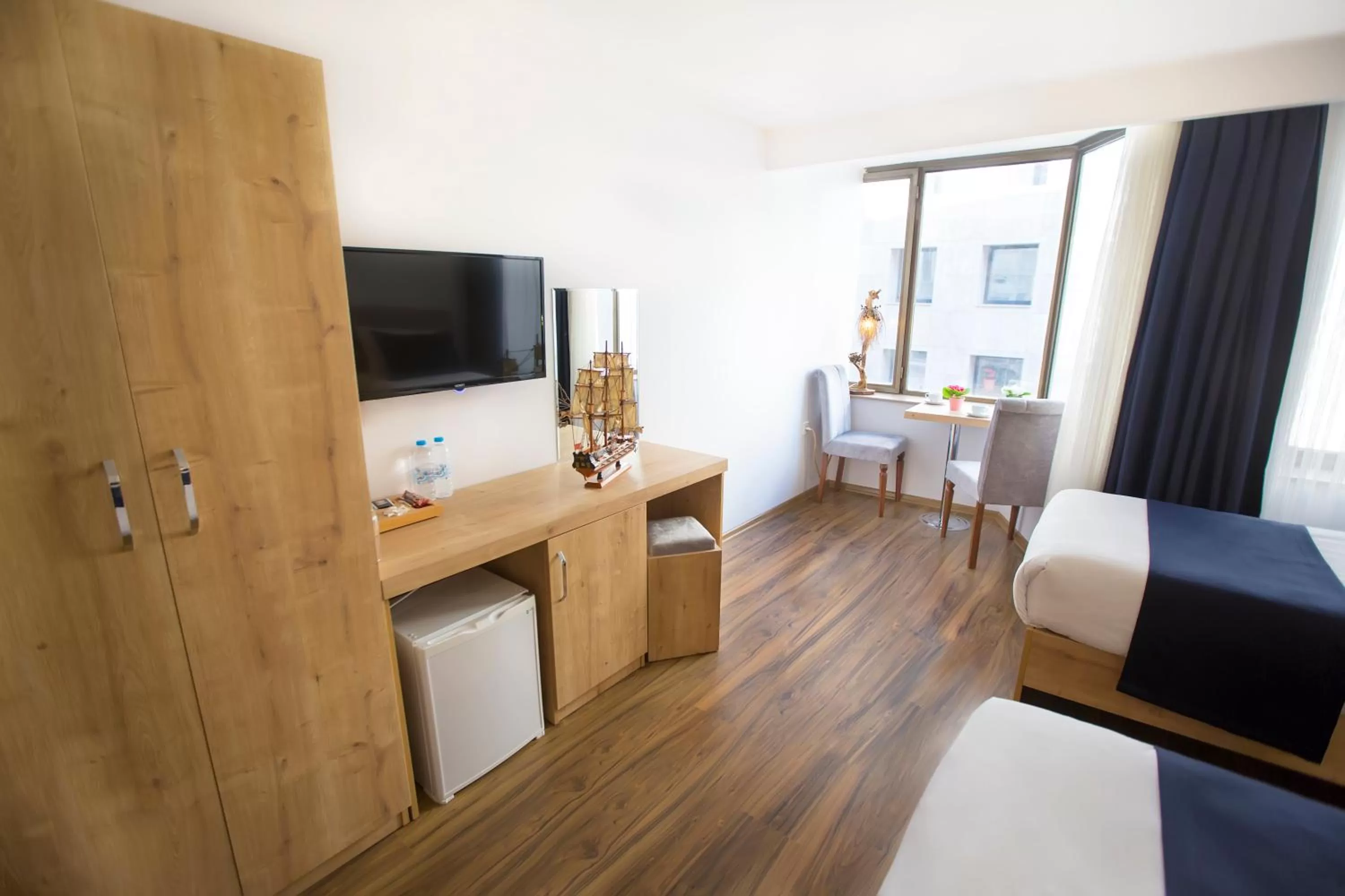 TV and multimedia, Bed in Golden Street Hotel