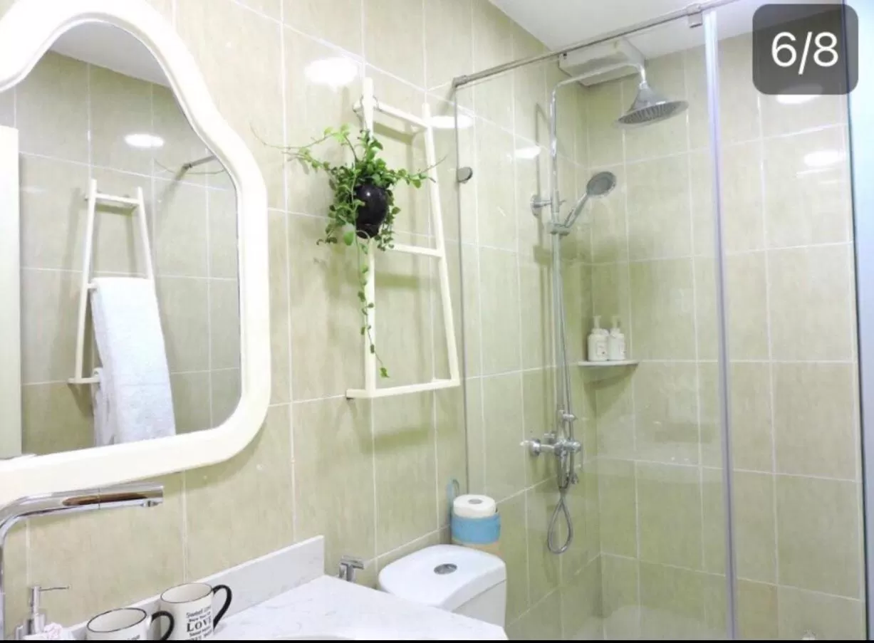 Bathroom in Chez Lotus Rose