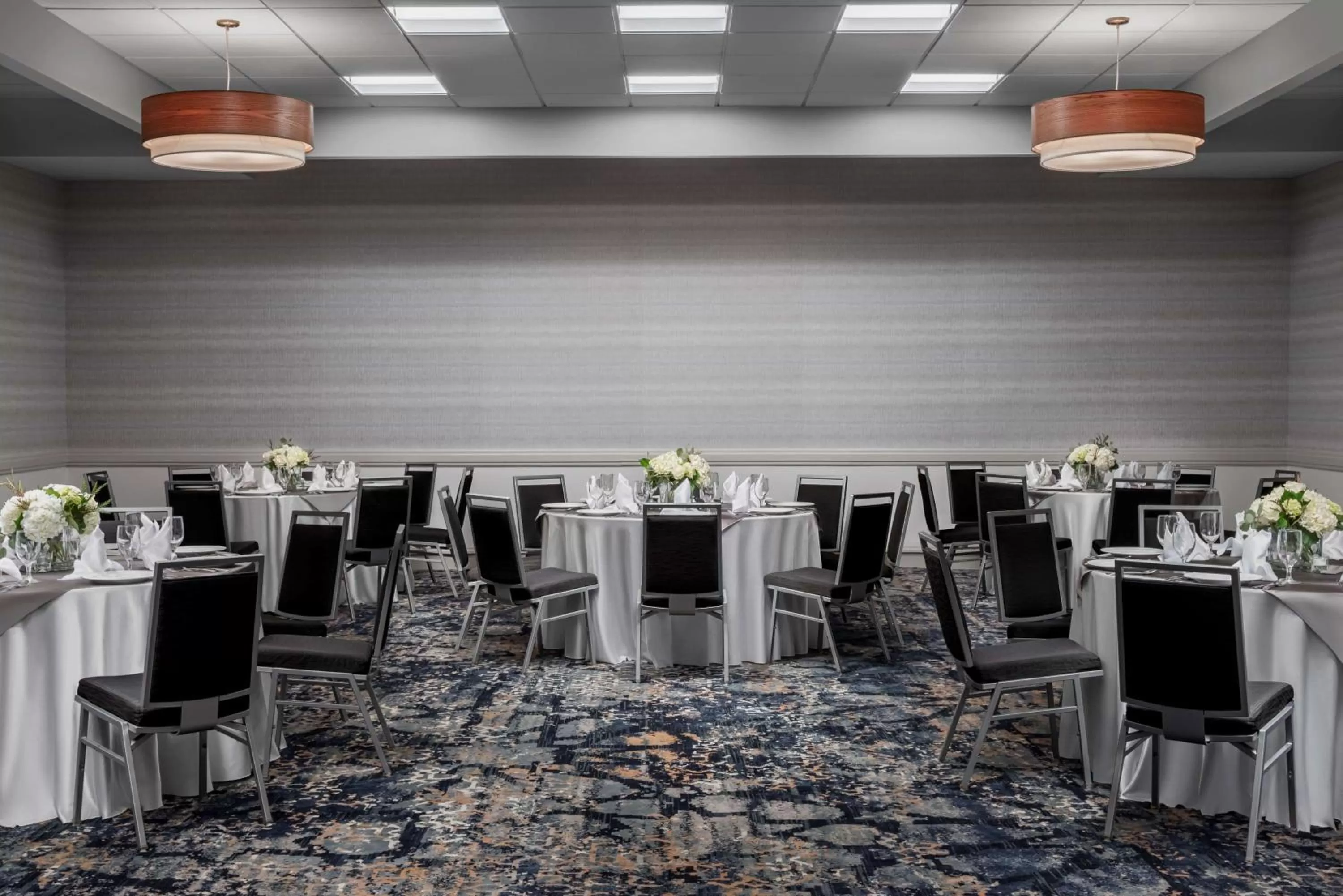 Meeting/conference room in Embassy Suites by Hilton Nashville Airport