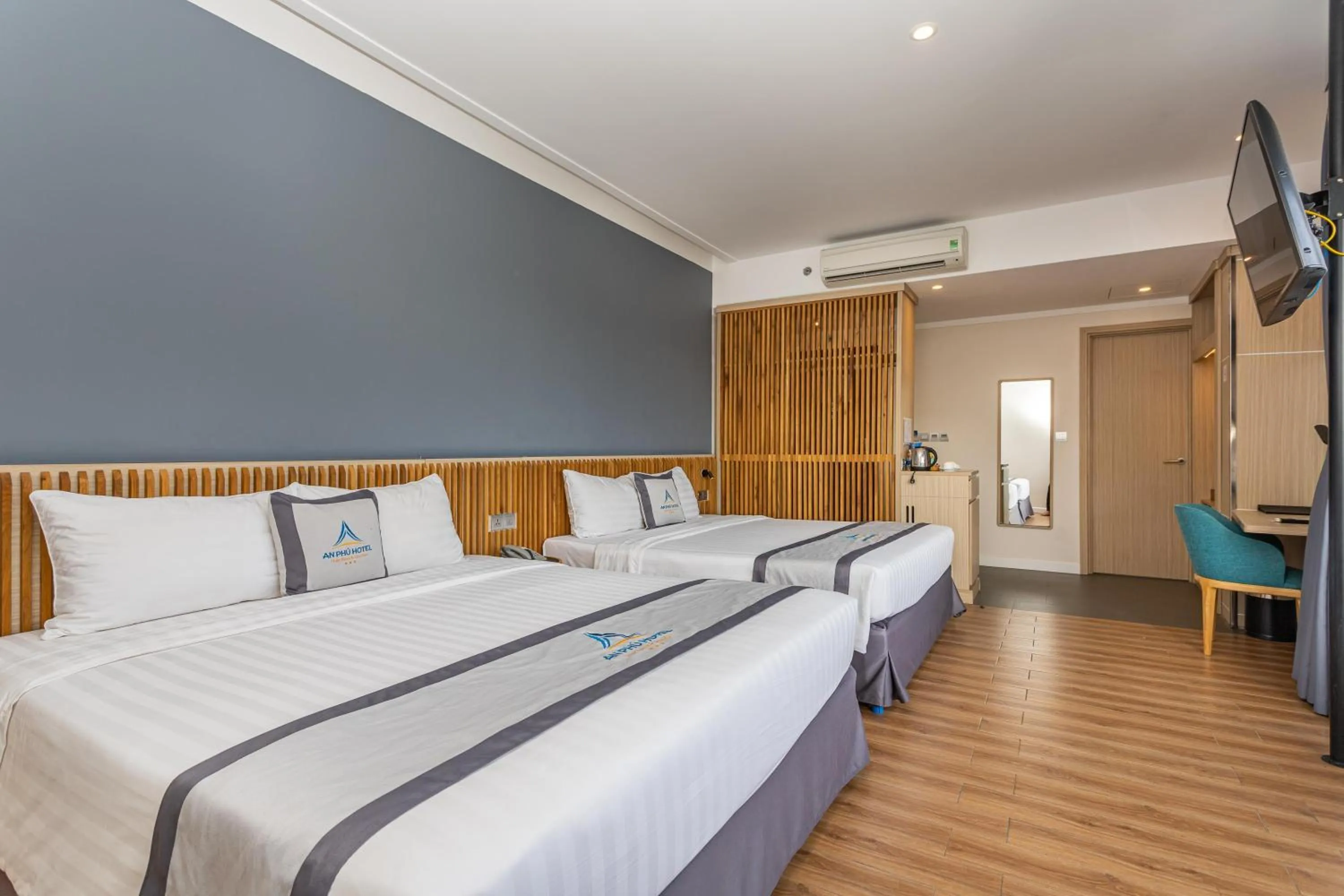 Bedroom, Bed in An Phu Hotel