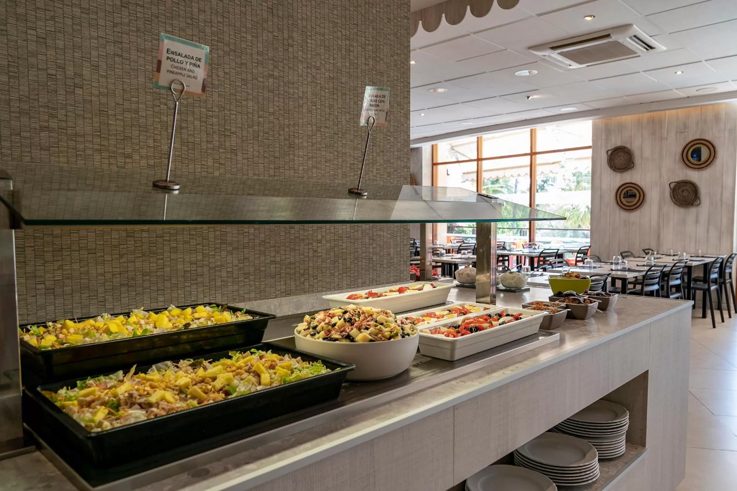 Restaurant/places to eat in Intelier Orange