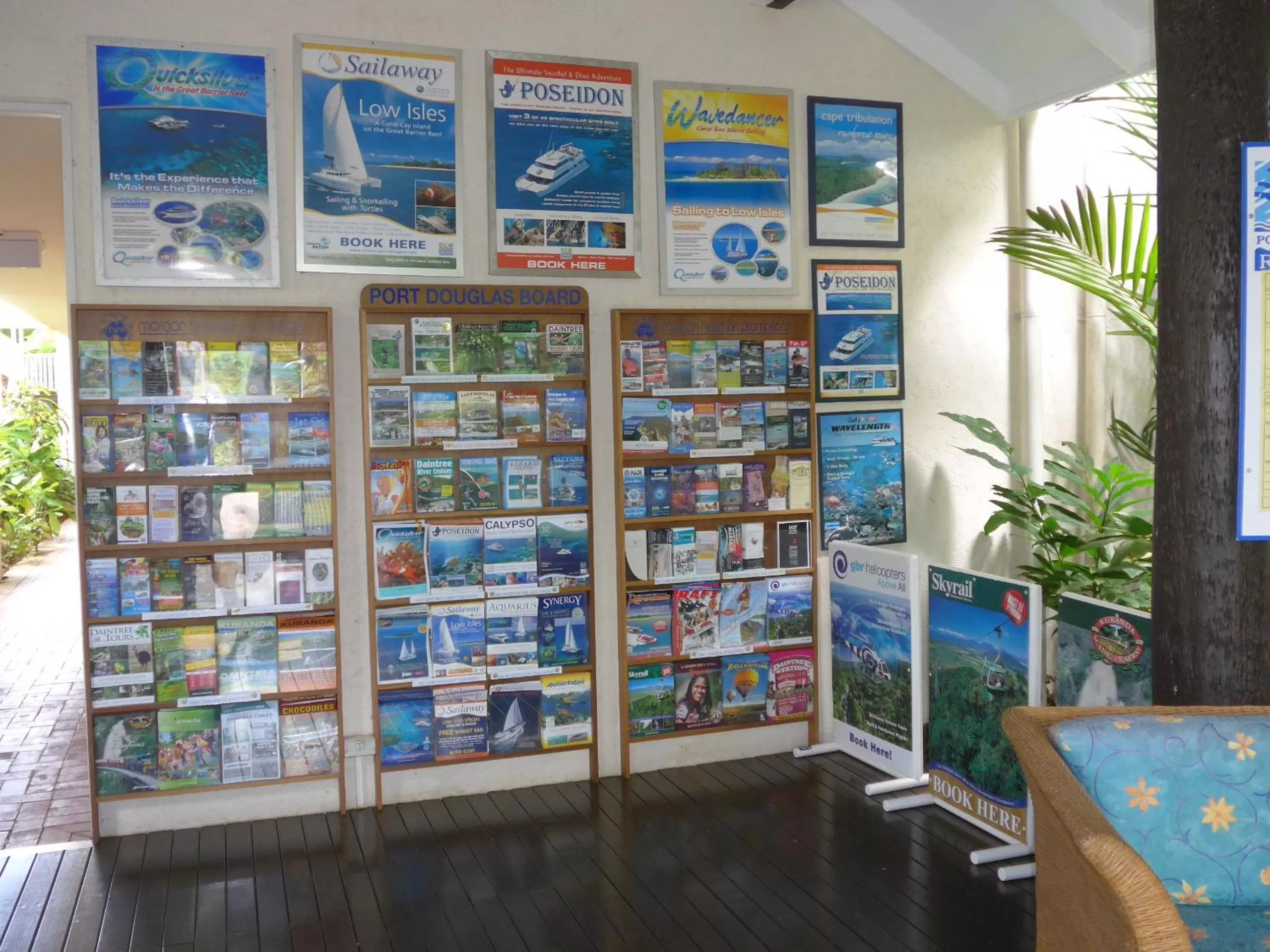 Facade/entrance in Port Douglas Retreat