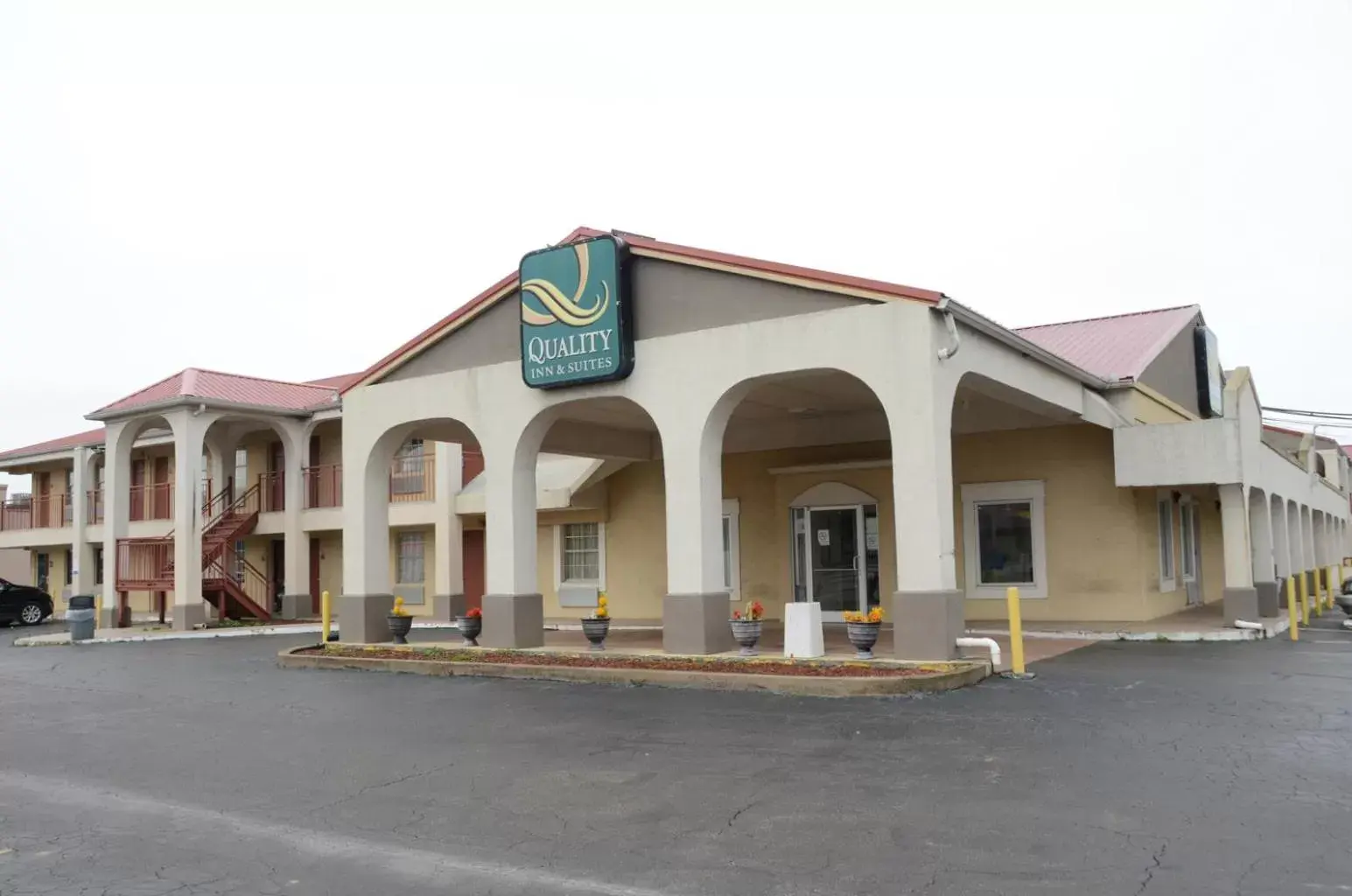 Quality Inn & Suites Covington Quality Inn & Suites Covington