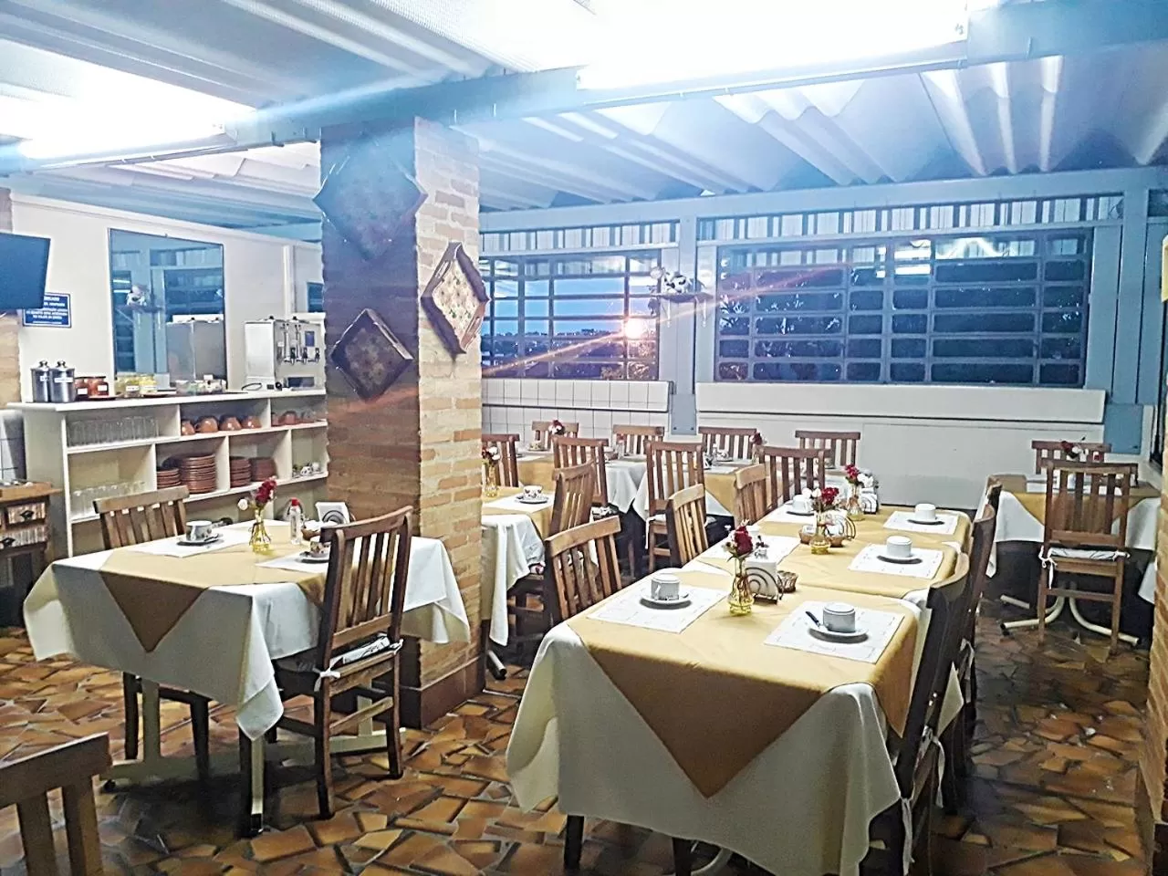 Communal kitchen, Restaurant/Places to Eat in NC Hotel