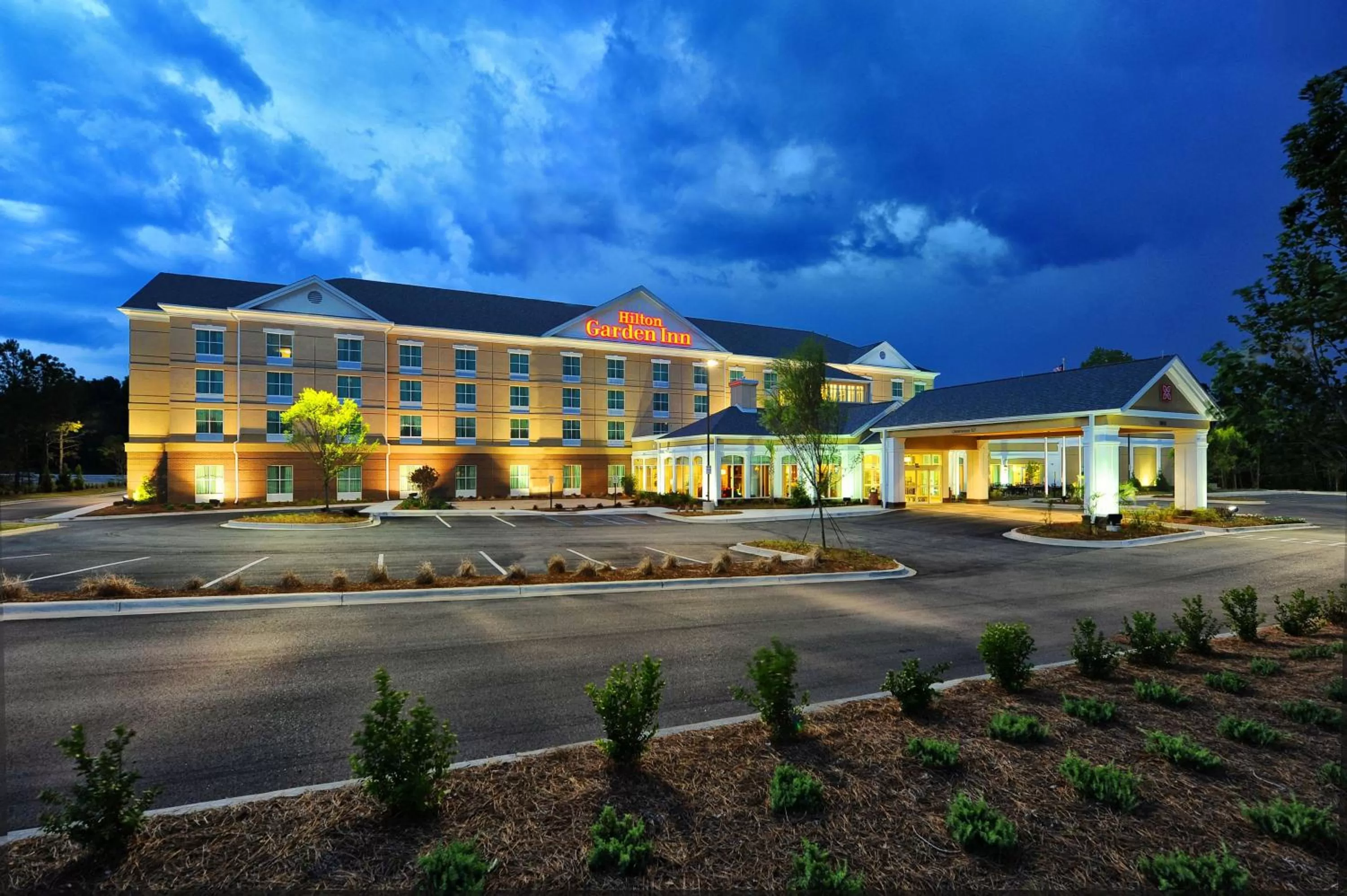 Property building in Hilton Garden Inn Columbia/Northeast