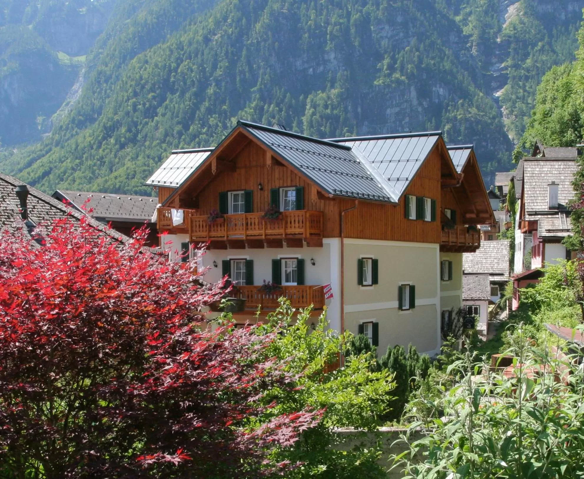 Property building in Weisses Lamm