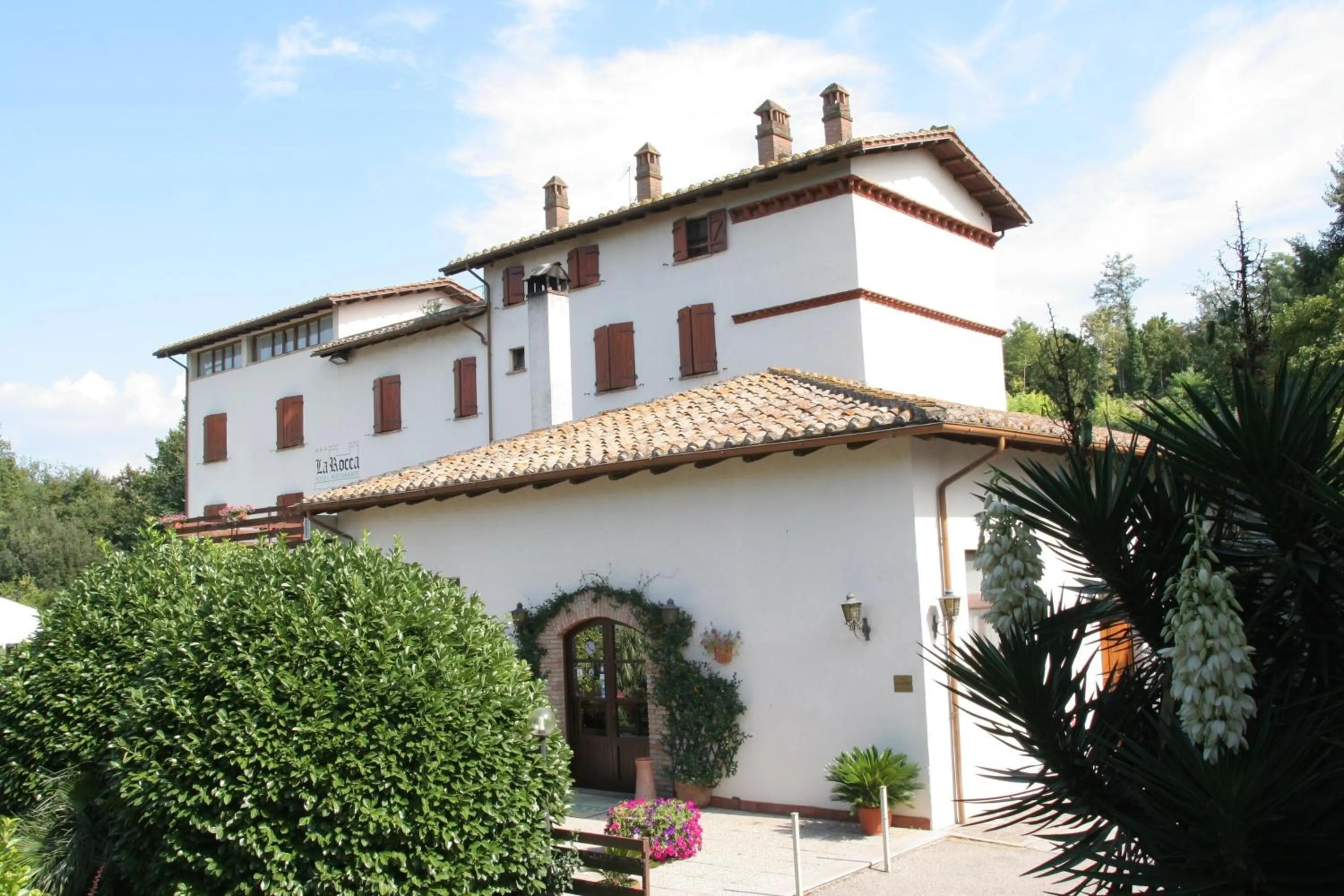 Property building in La Rocca