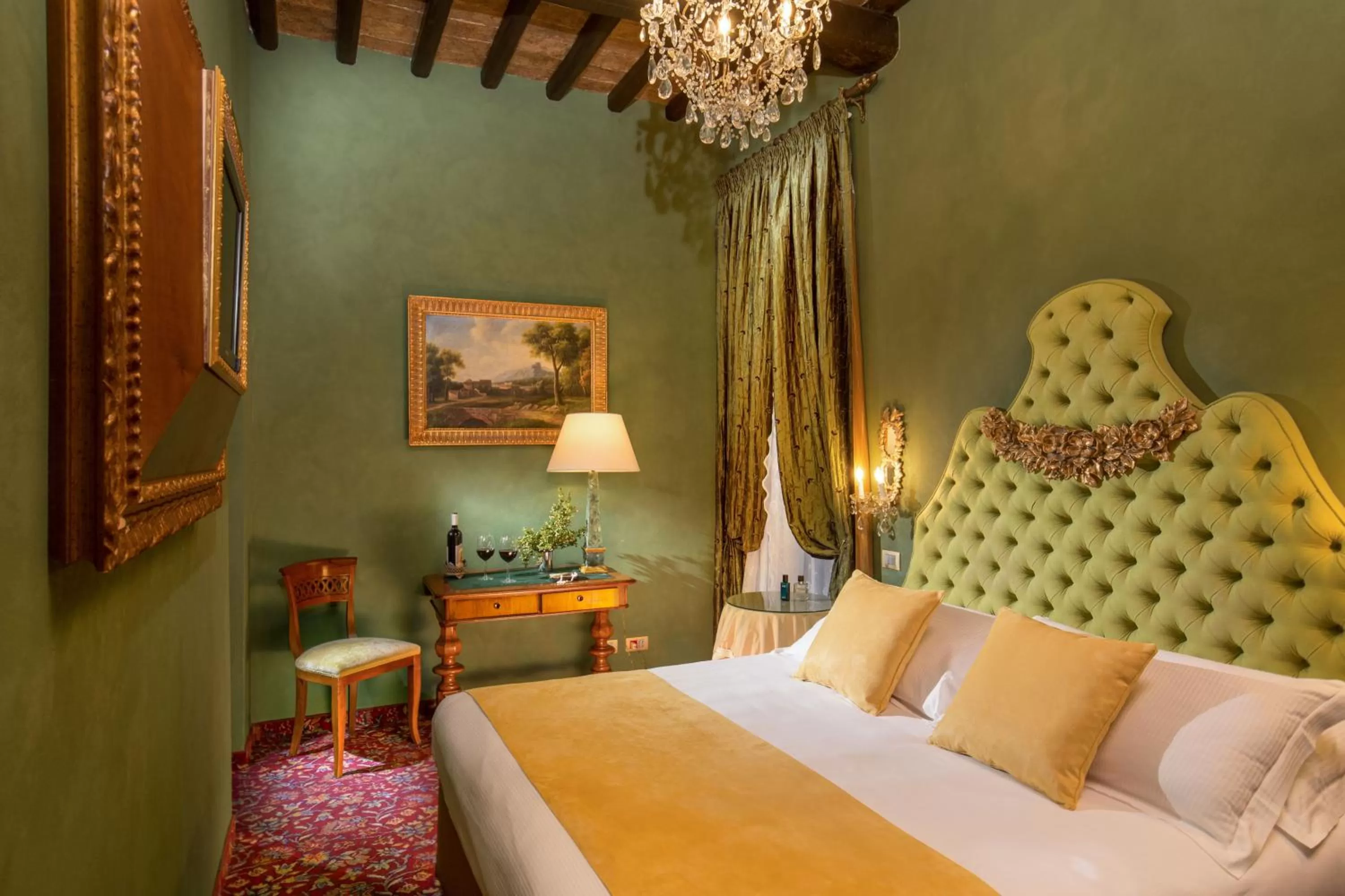 Bed in Boutique Hotel Campo de' Fiori