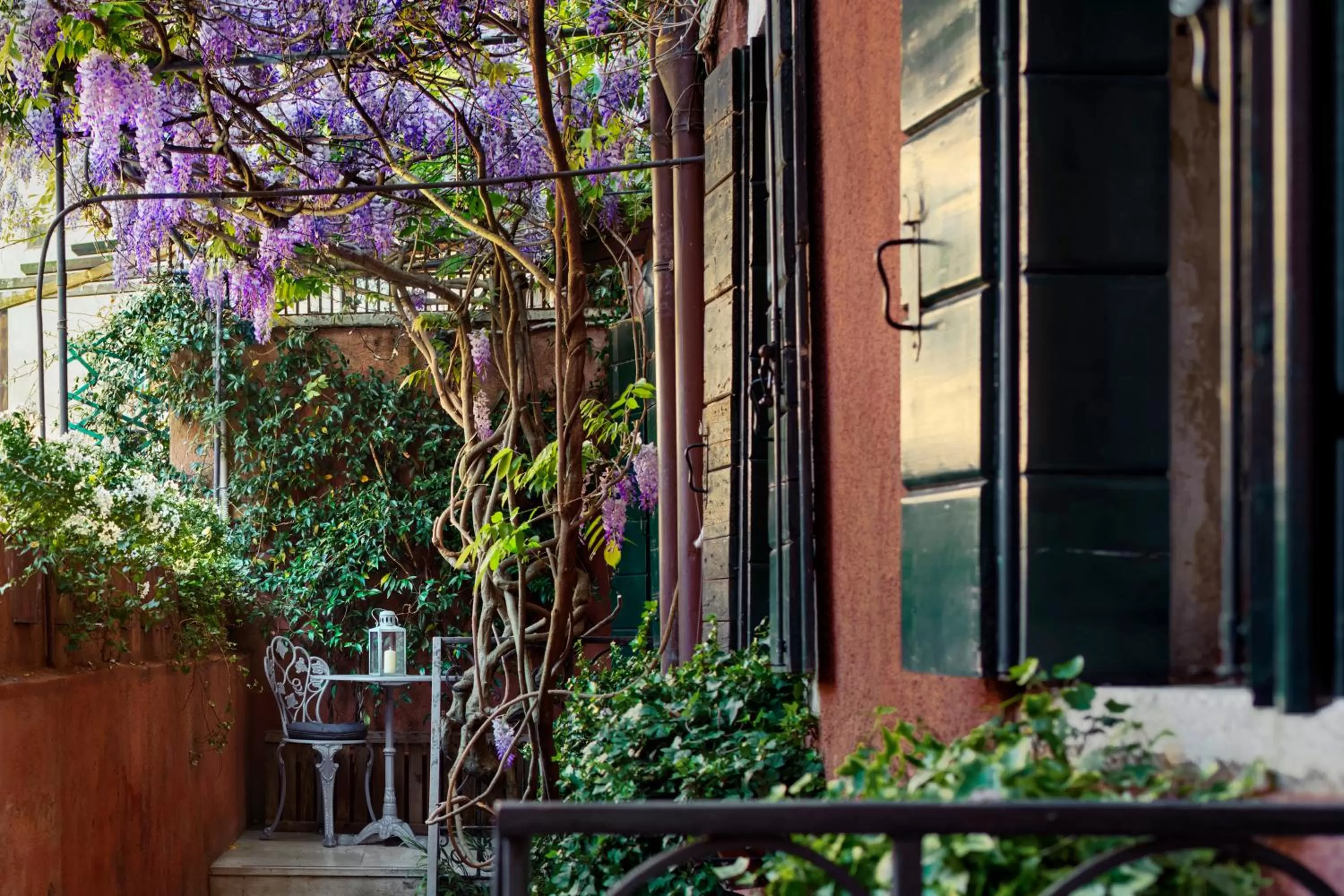 Property building in Locanda Fiorita