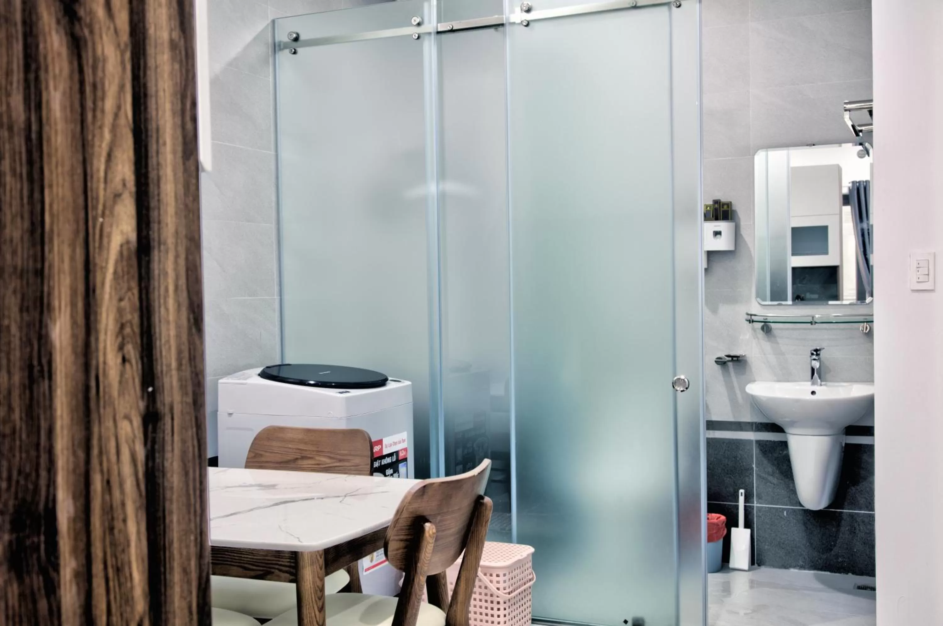 Bathroom in The Flamboyant #StayWork Vinhomes Marina