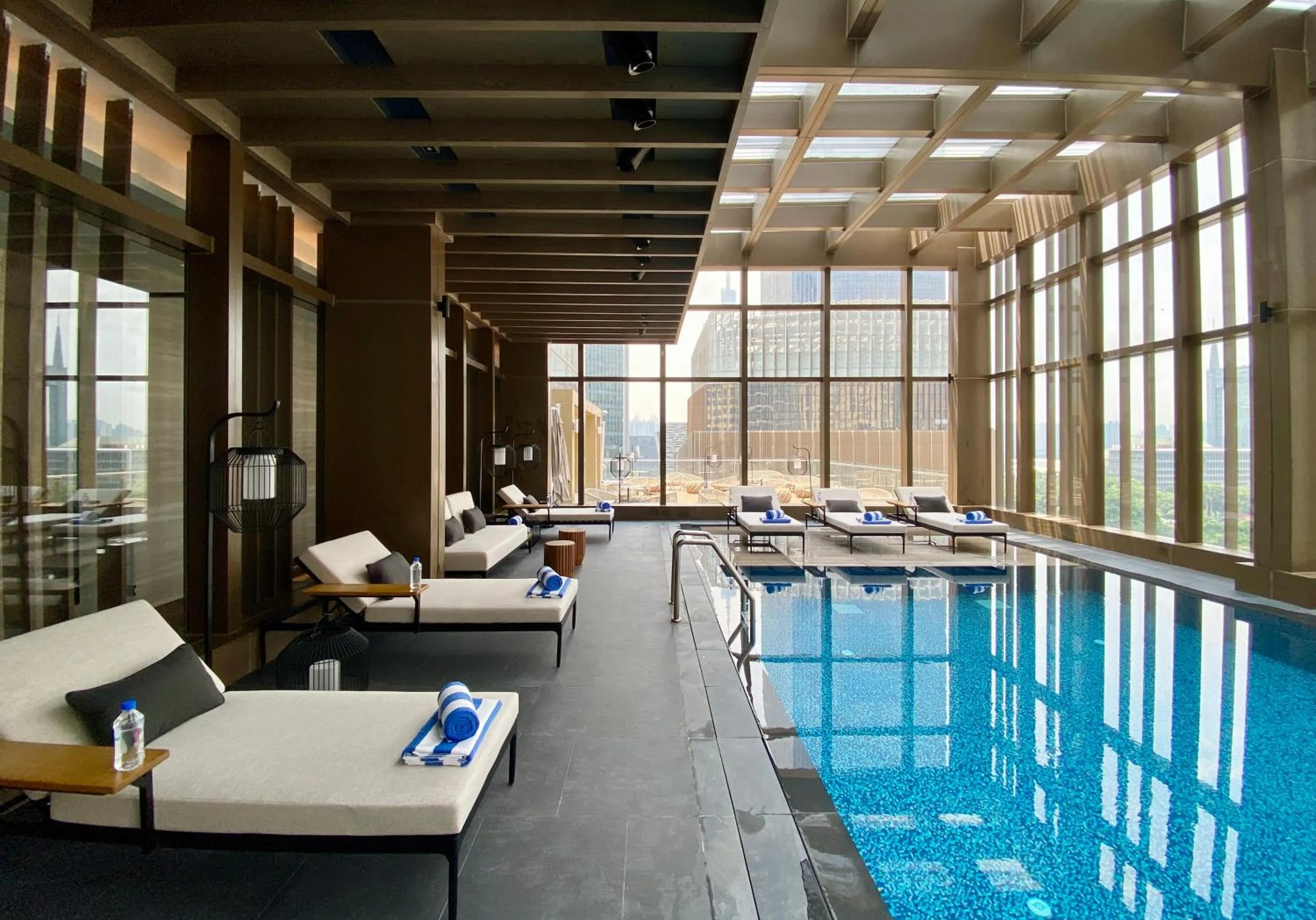 Swimming pool in Jumeirah Living Guangzhou