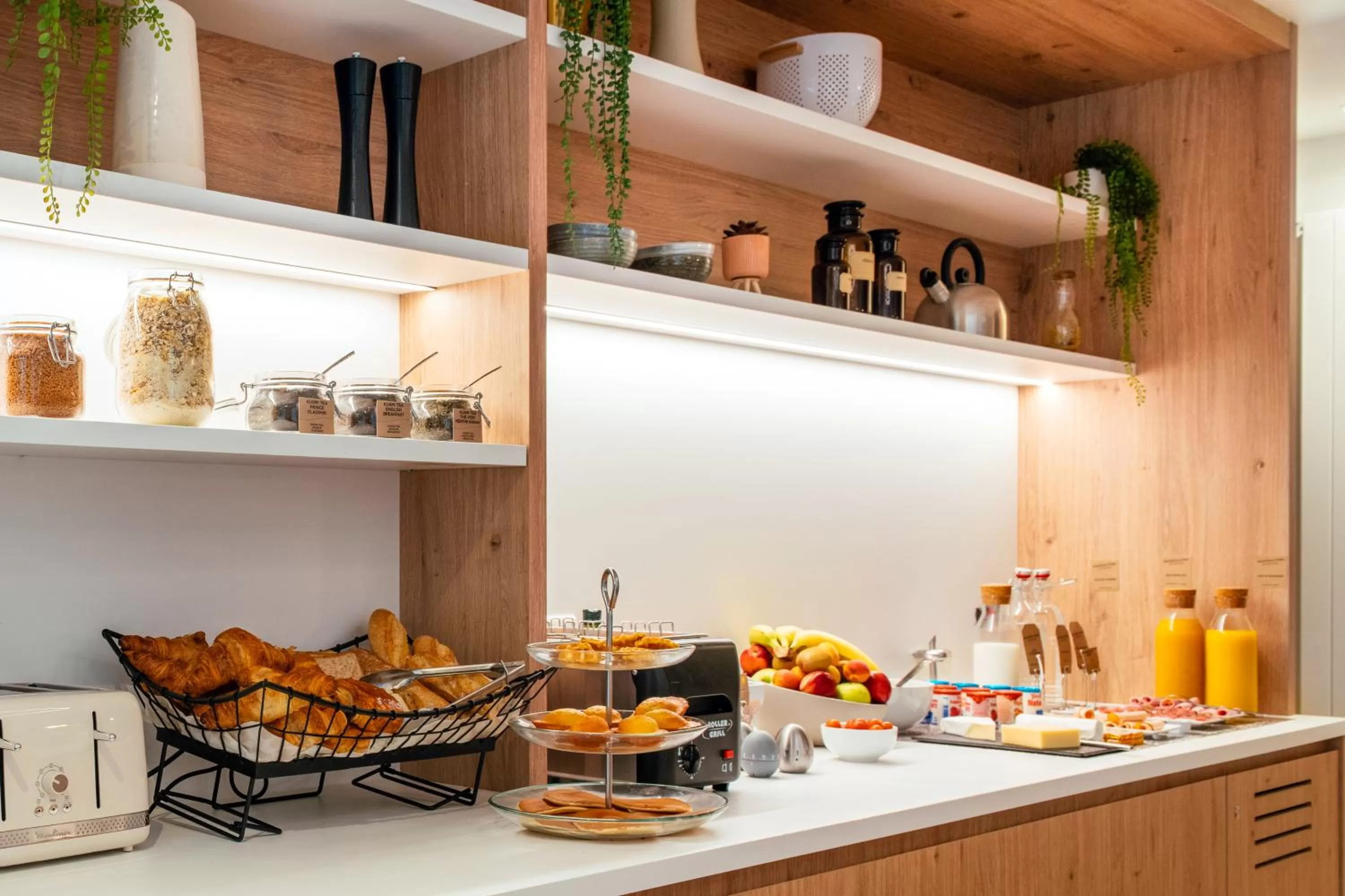 Food in Aparthotel Adagio Paris Opéra