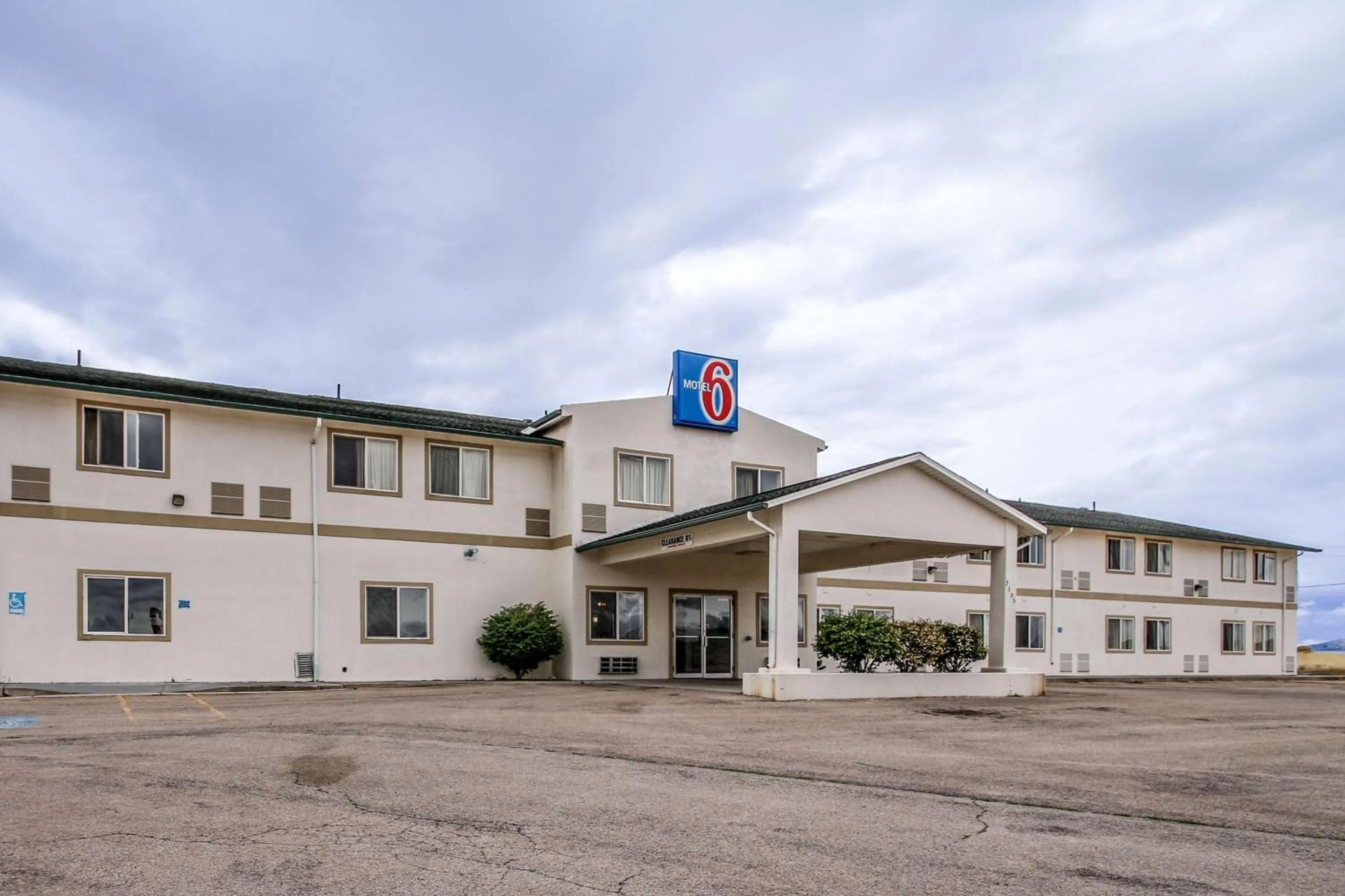 Property building in Motel 6-Nephi, UT
