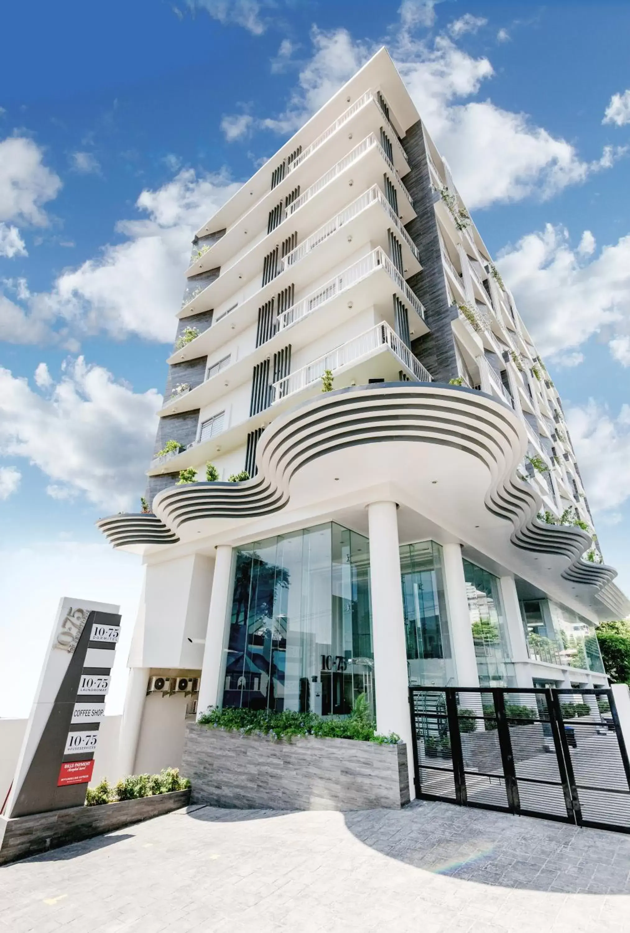 1075 Dormitel 1075 Dormitel