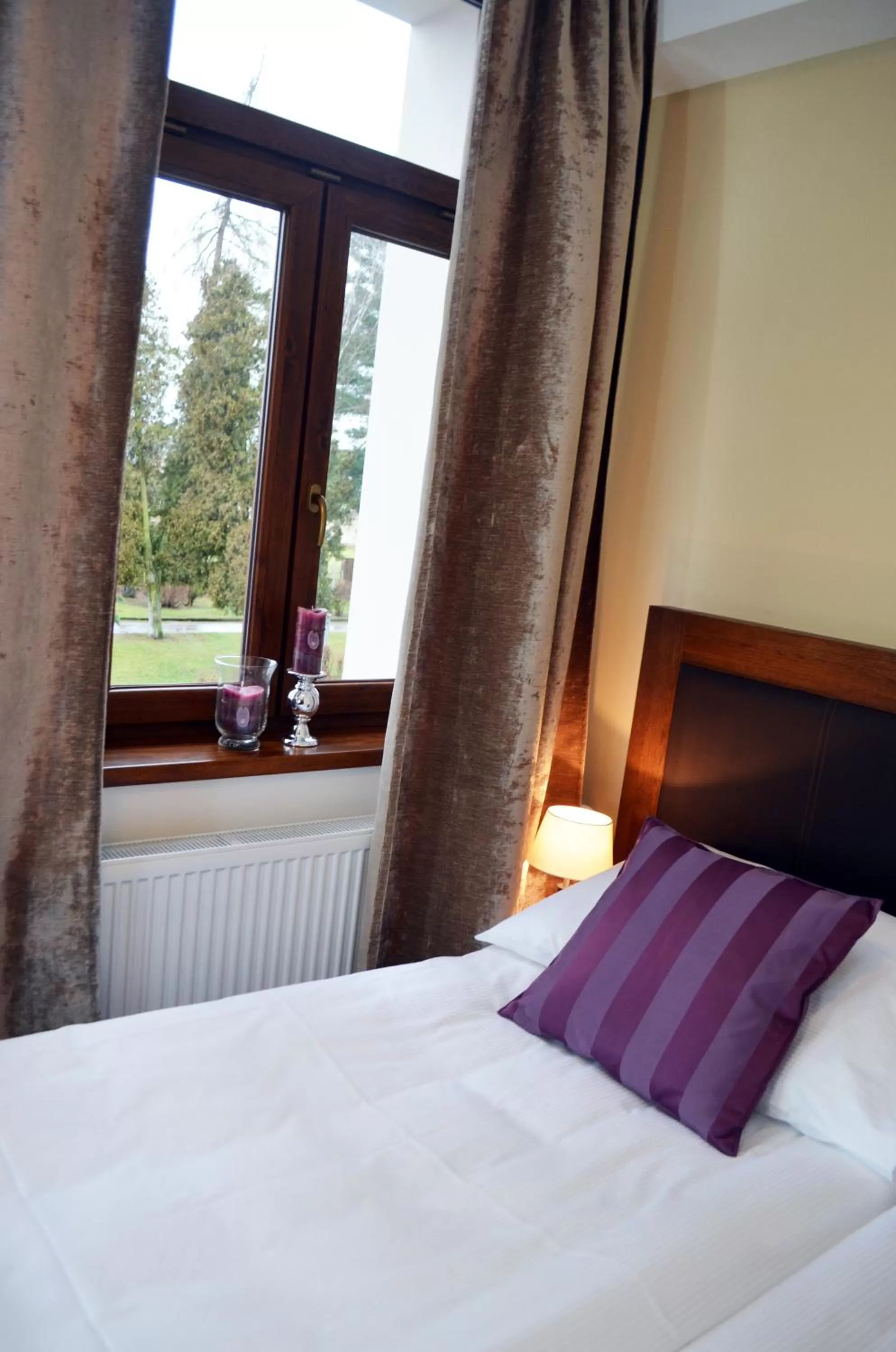 Bedroom, Bed in Hotel U Kvapilů