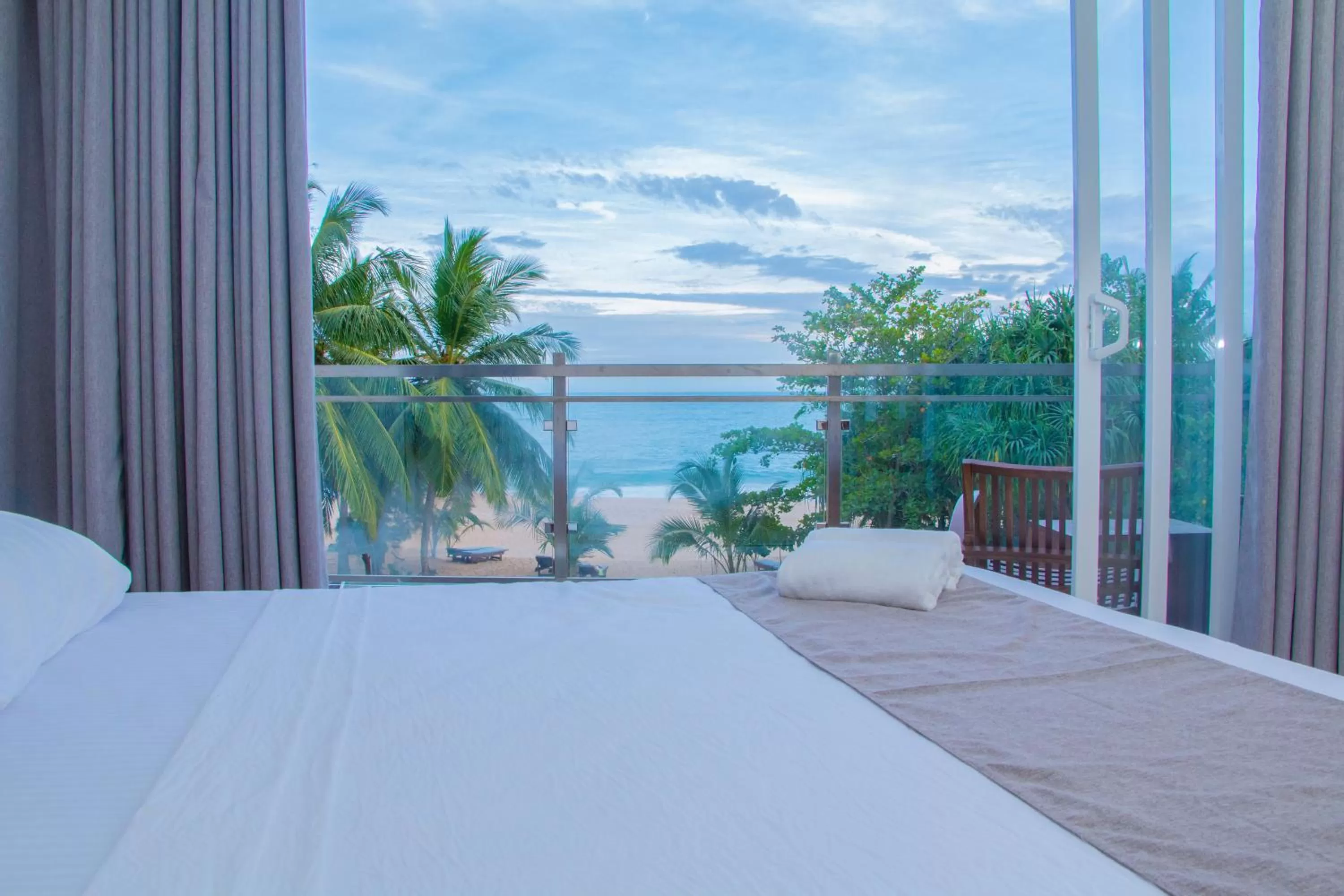 Family Room with Sea View in Marakolliya Beach Resort