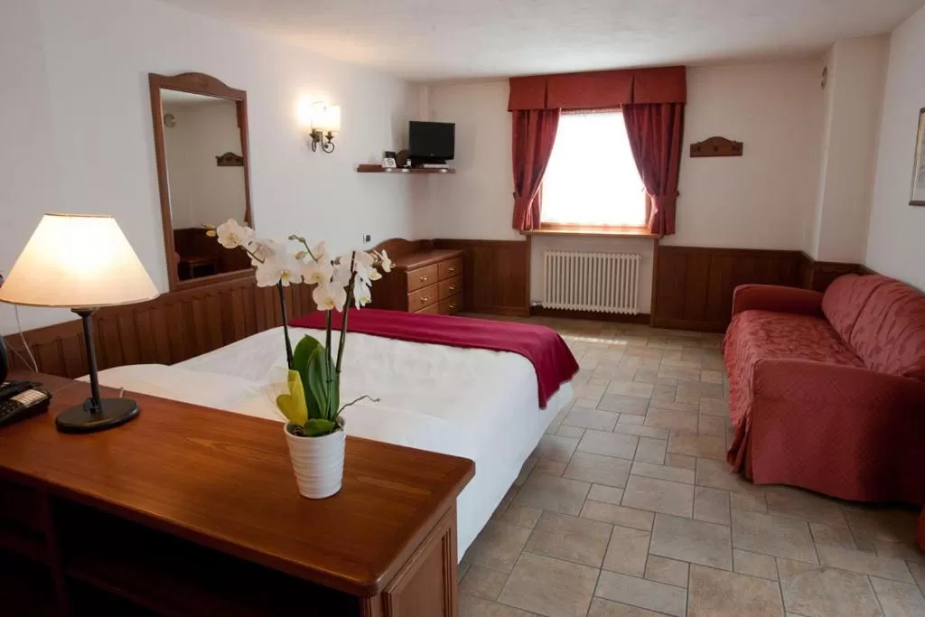 Photo of the whole room, Bed in Residence Le Grand Chalet