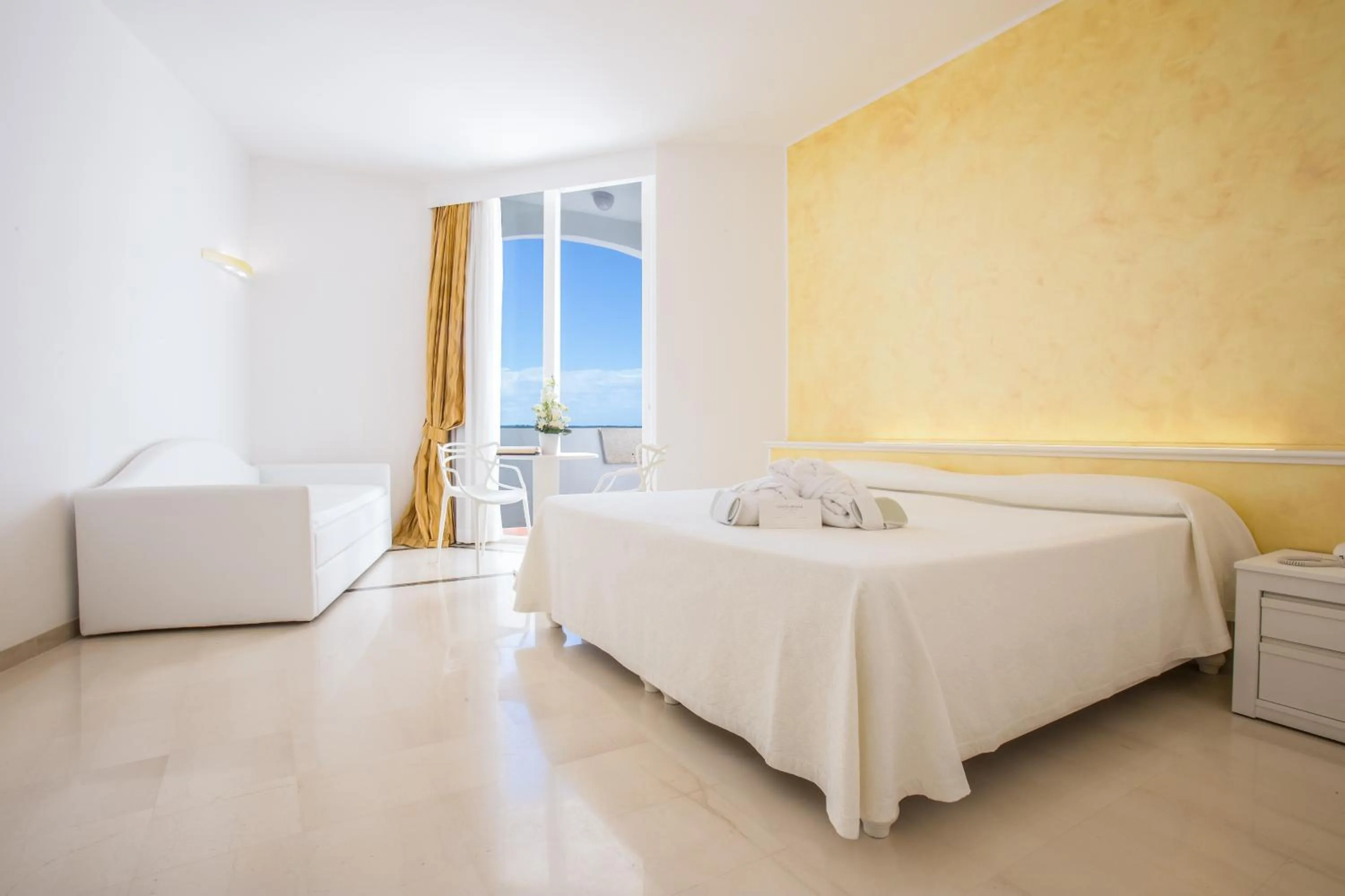 Bedroom, Bed in Grand Hotel Costa Brada