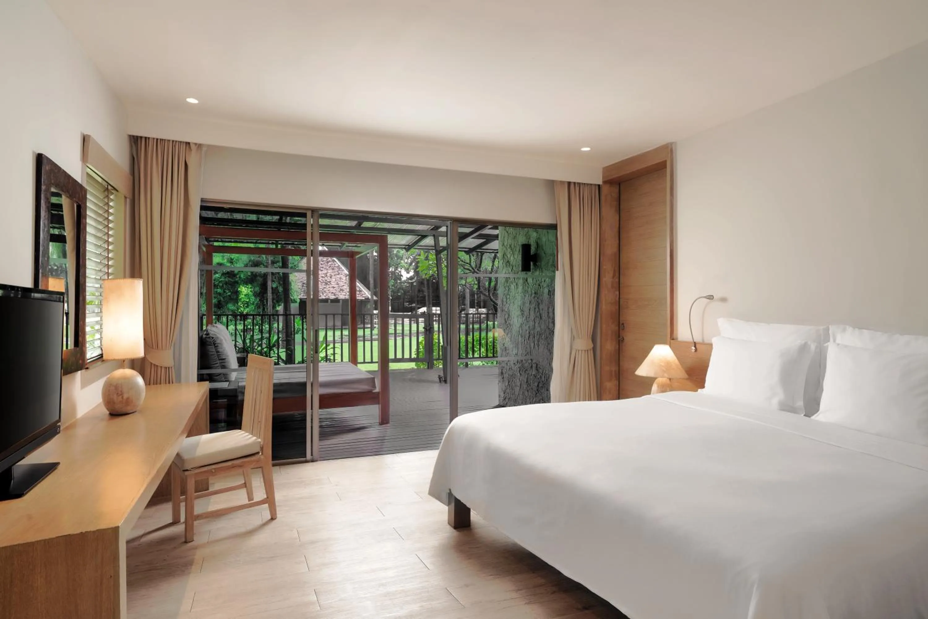 Bedroom, Bed in Wyndham Hua Hin Pranburi Resort & Villas