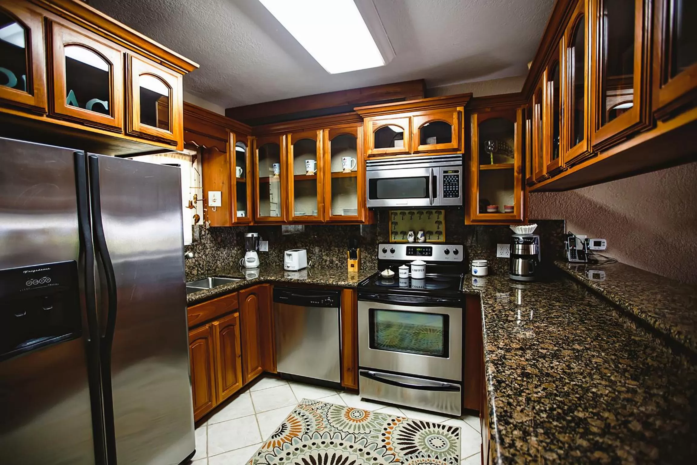 Kitchen or kitchenette, Kitchen/Kitchenette in Pelican Reef Villas Resort
