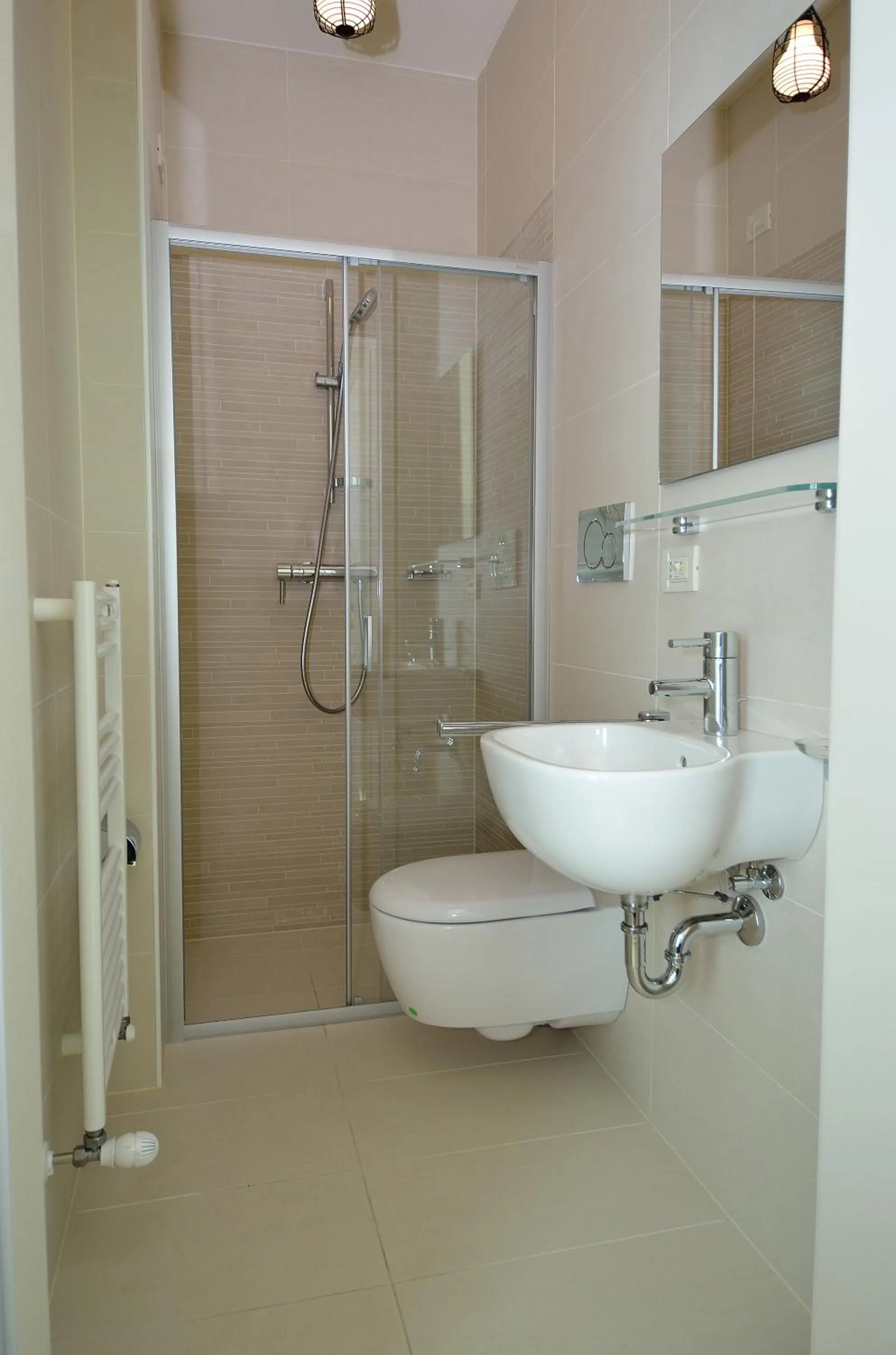 Shower in Hotel San Giuliano