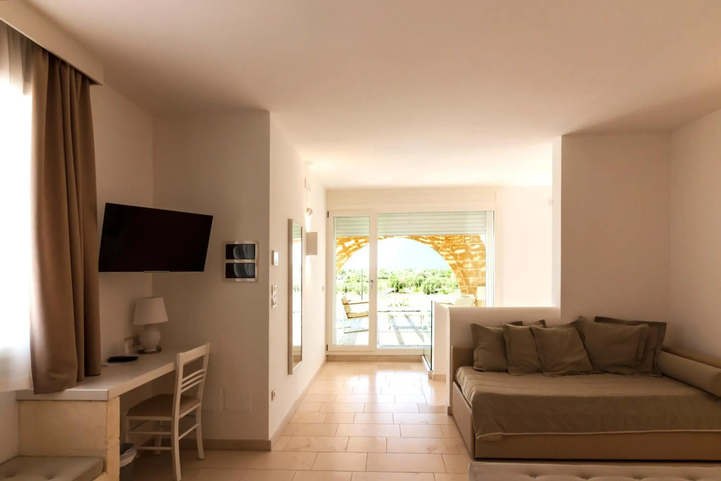 Executive Double Room with Terrace in Montiro' Hotel Executive Double Room with Terrace in Montiro' Hotel