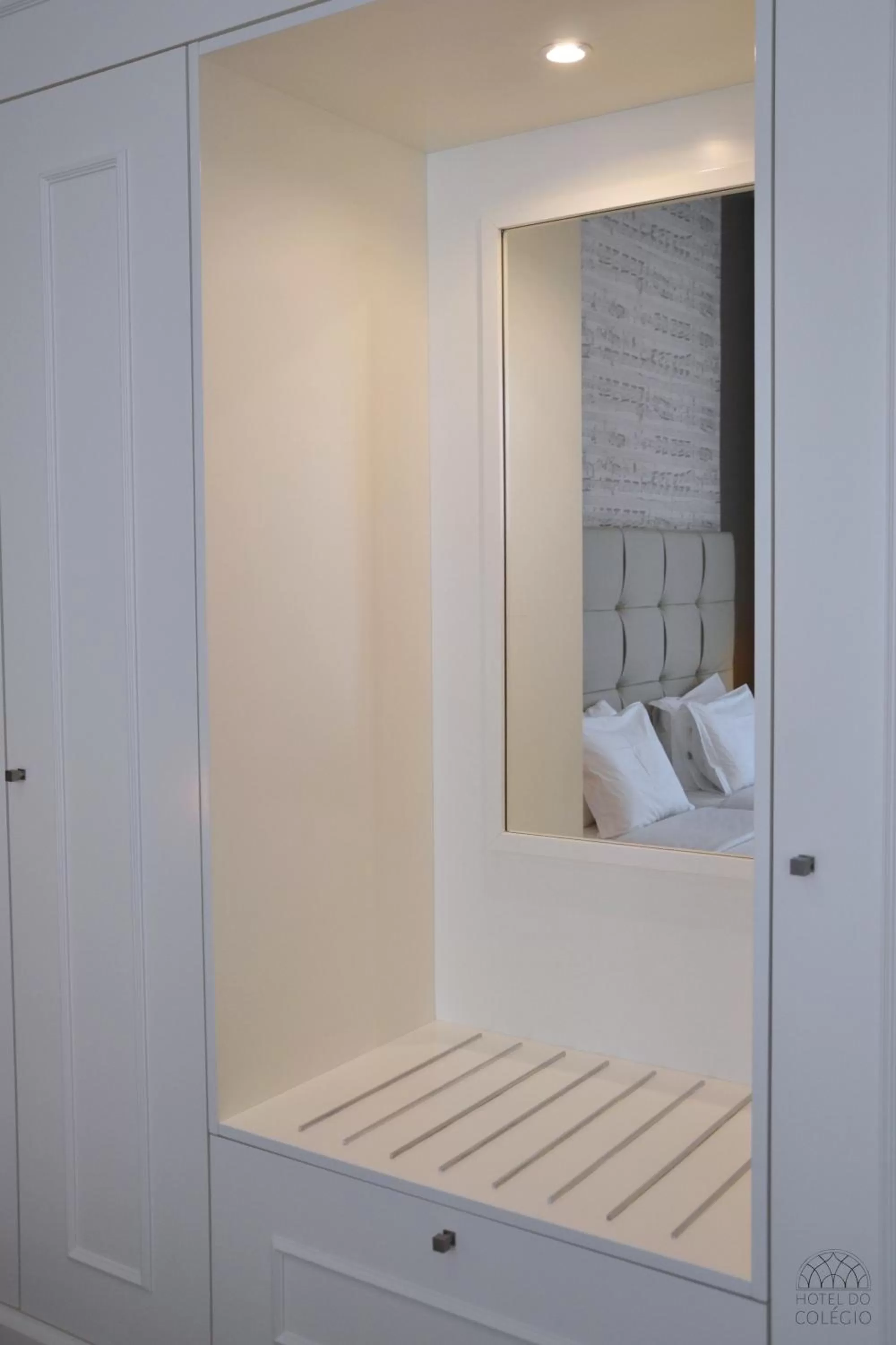 Decorative detail, Bed in Hotel Do Colegio