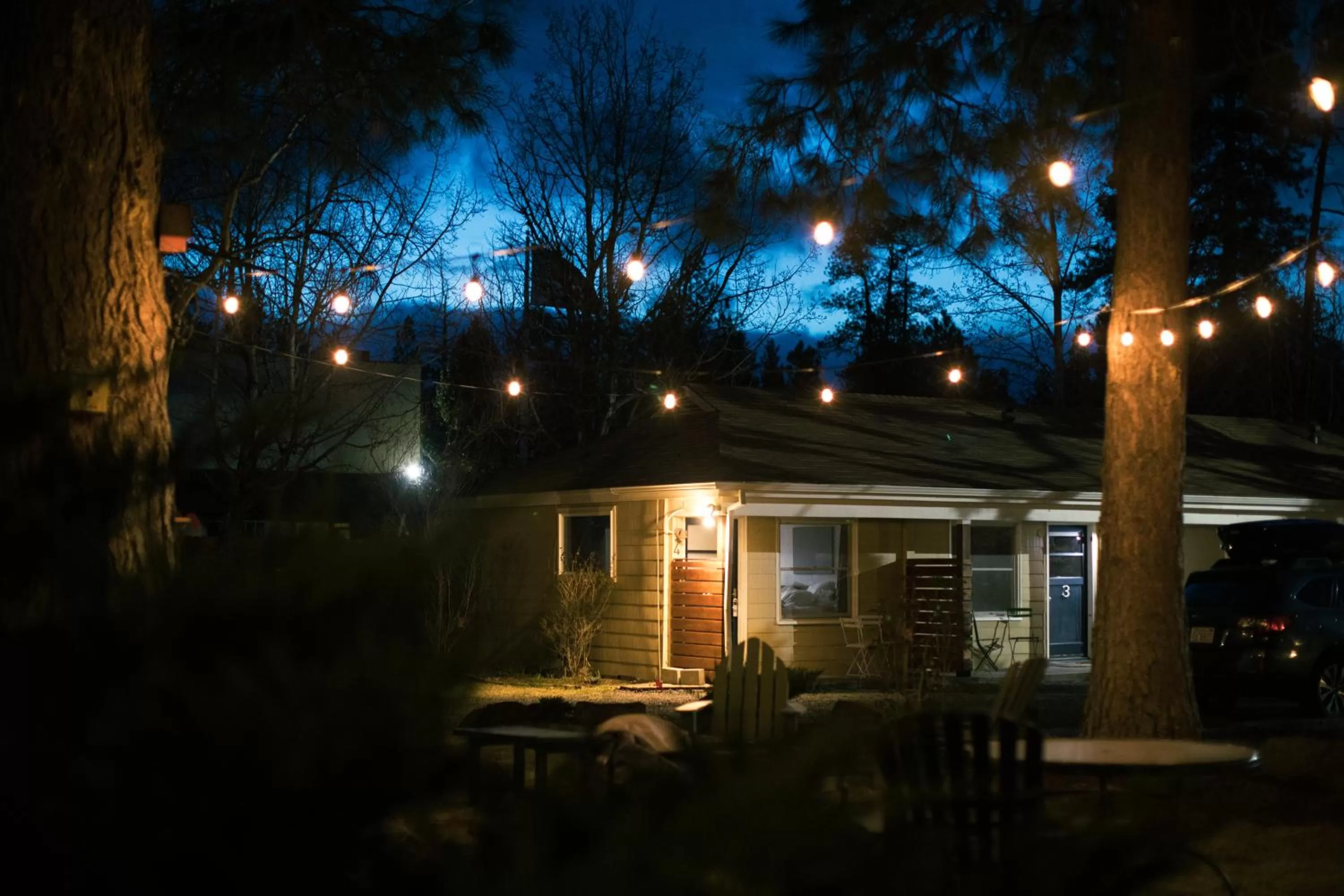 Property building in Left Coast Lodge - Pet Friendly