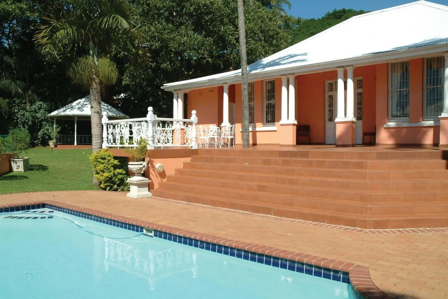 Property building in Sica's Guest House