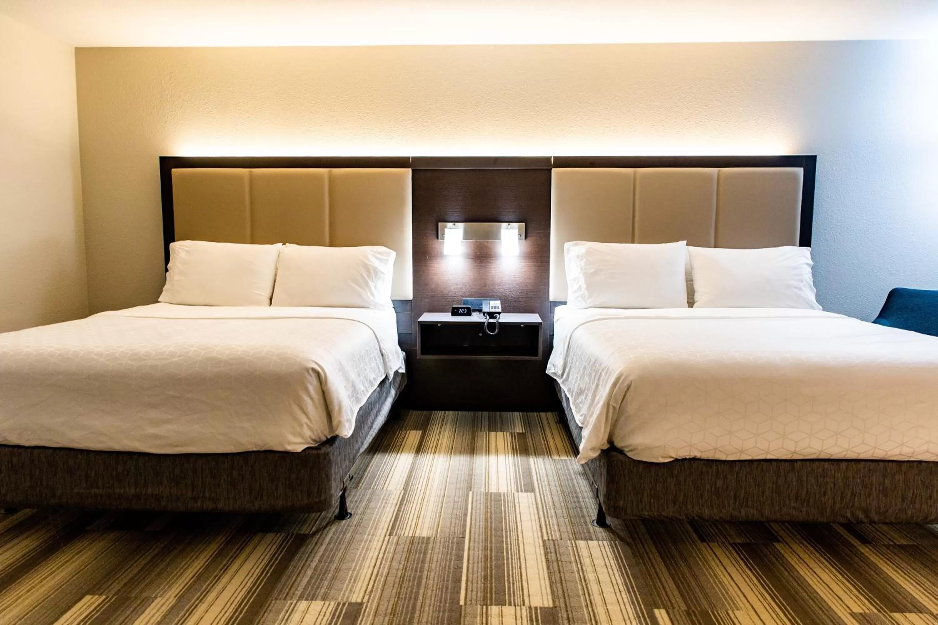 Photo of the whole room, Bed in Holiday Inn Express - Columbus - Dublin by IHG